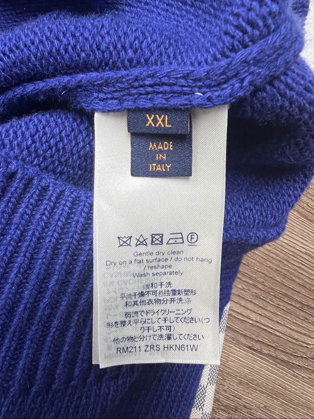 Louis Vuitton Louis Vuitton Damier V-Neck Sweater Size XXL Size US XXL / EU 58 / 5 - 4 Thumbnail