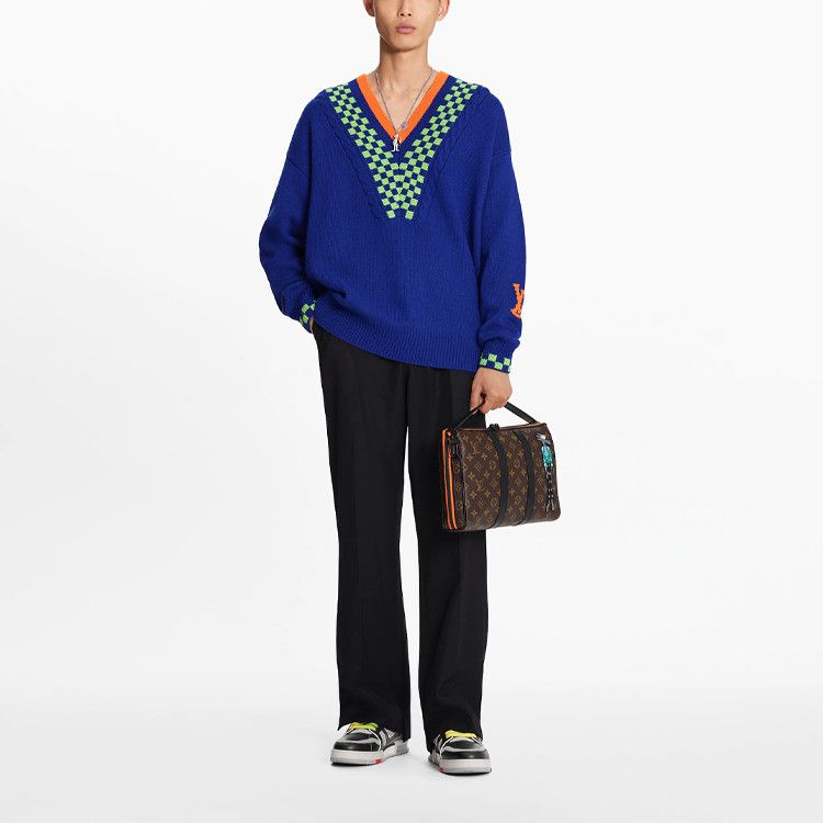 Louis Vuitton Louis Vuitton Damier V-Neck Sweater Size XXL Size US XXL / EU 58 / 5 - 6 Thumbnail