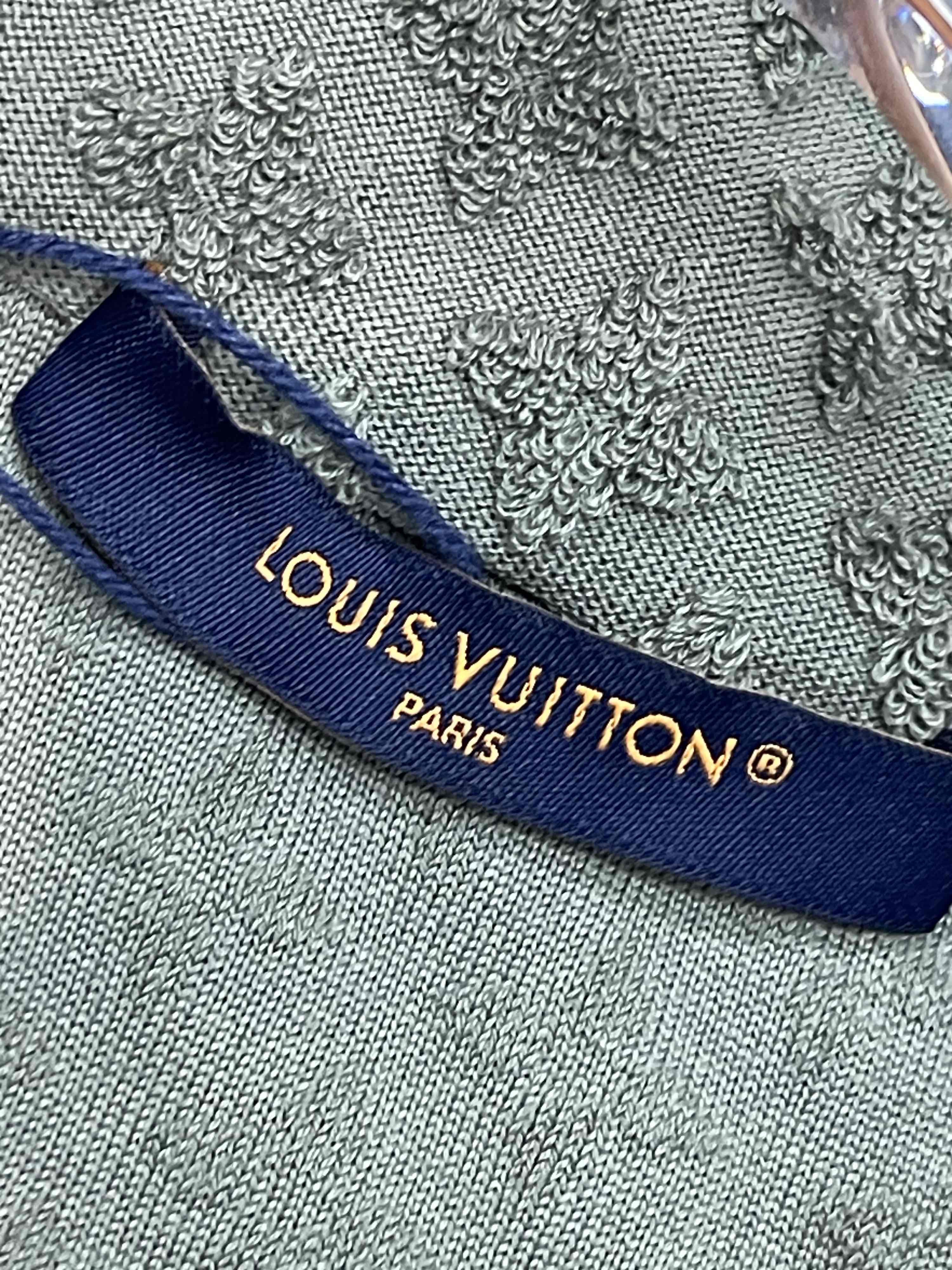 Louis Vuitton Louis Vuitton Monogram Jacquard Shirt Green Size XS Size US XS / EU 42 / 0 - 3 Thumbnail