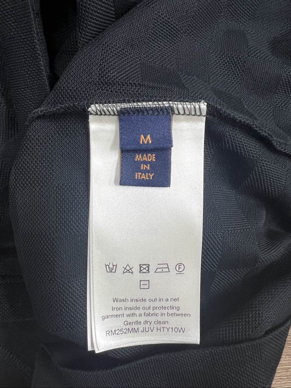 Louis Vuitton Louis Vuitton Paris Logo Short Sleeve T-Shirt Size M Size US M / EU 48-50 / 2 - 4 Thumbnail