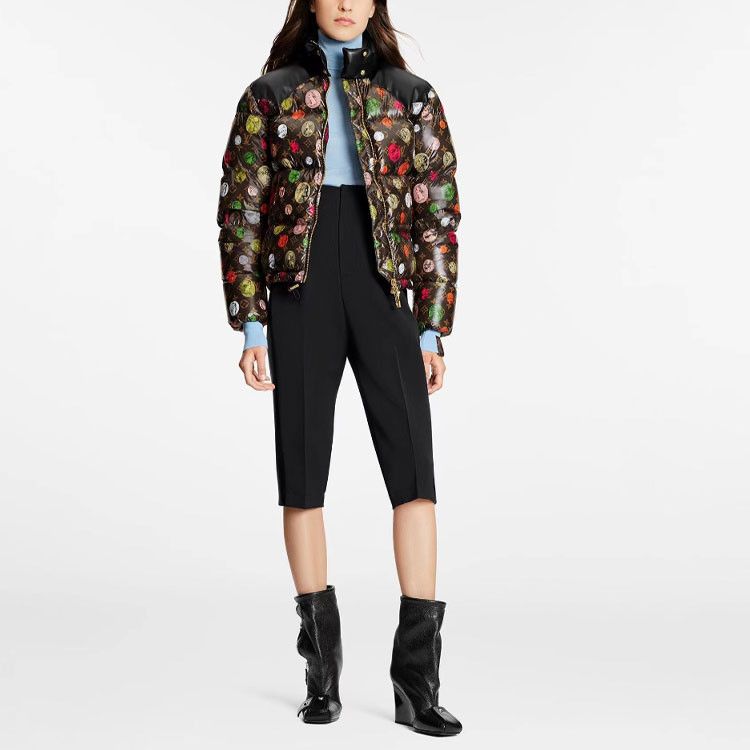 Louis Vuitton Louis Vuitton x Fornasetti Monogram Puffer Jacket Size 34 Size XXS / US 00 / IT 34 - 12 Thumbnail