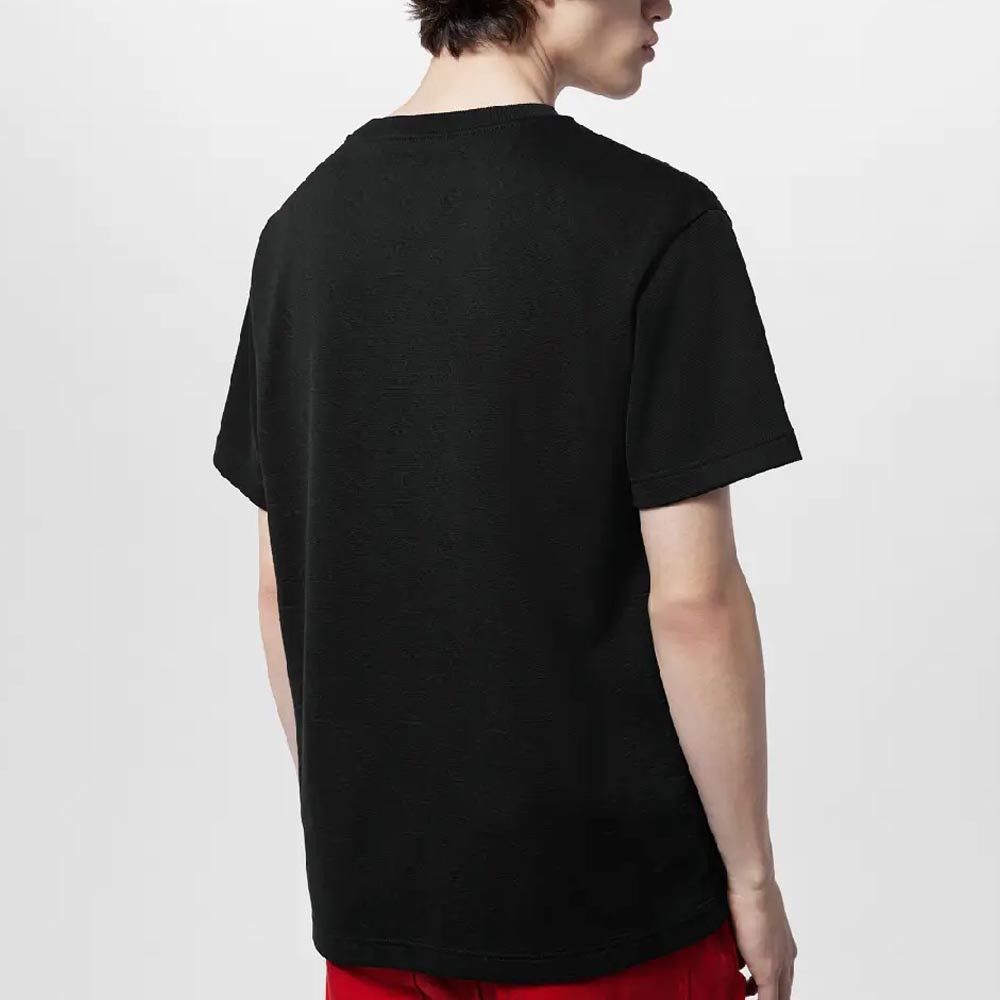 Louis Vuitton Louis Vuitton Monogram Pocket T-Shirt Size XS Size US XS / EU 42 / 0 - 8 Thumbnail