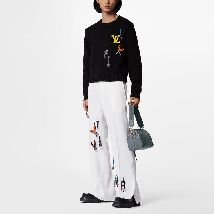 Louis Vuitton Louis Vuitton Embroidered Tool Sweater Size M Size US M / EU 48-50 / 2 - 7 Thumbnail
