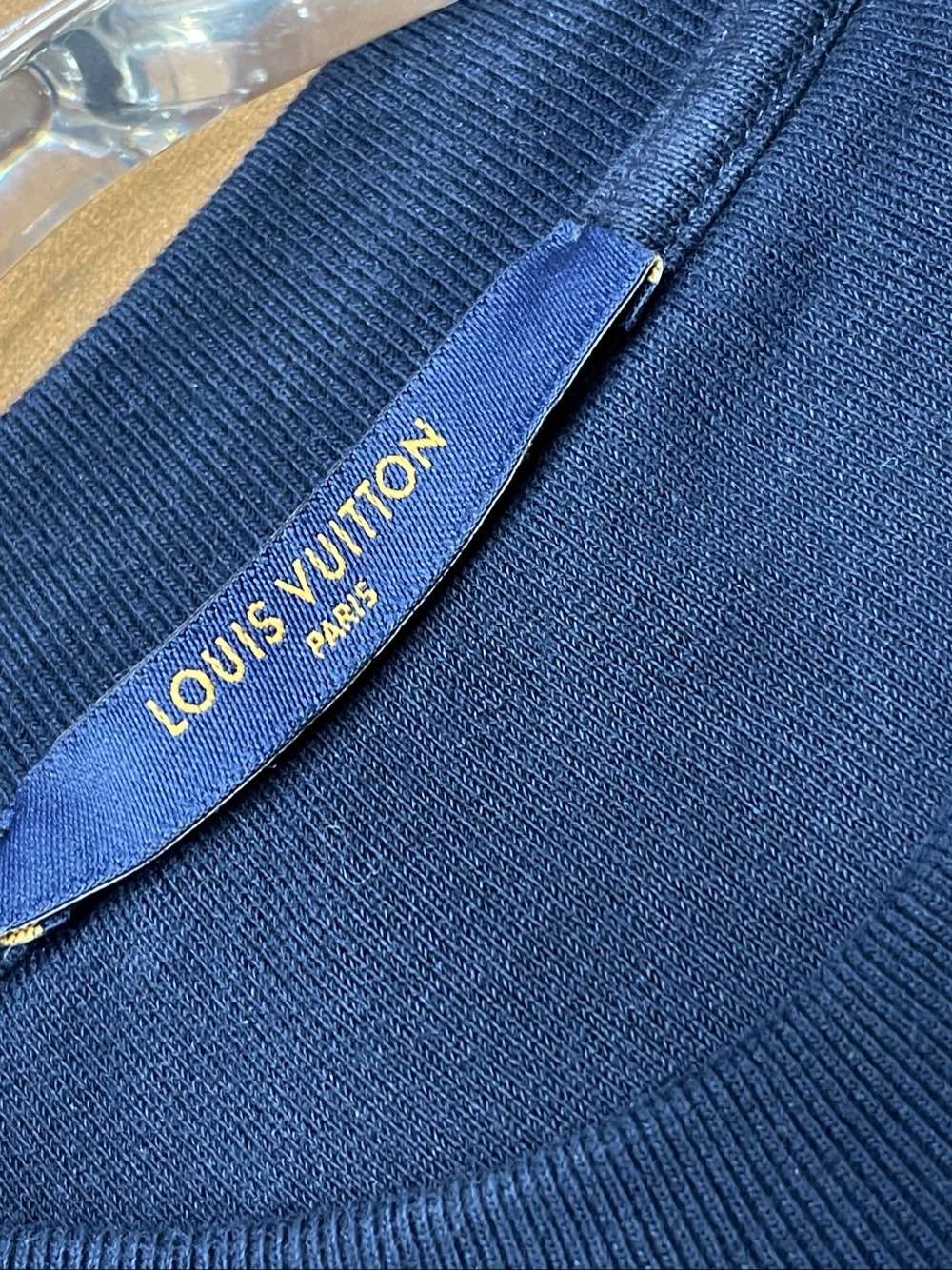 Louis Vuitton Louis Vuitton Embroidered Logo Sweatshirt Size M Size US M / EU 48-50 / 2 - 3 Thumbnail