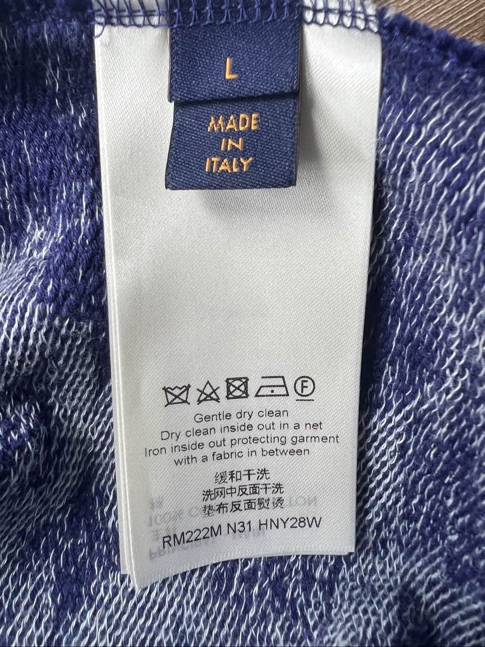 Louis Vuitton Louis Vuitton Monogram Bandana Hoodie T-Shirt Size L Size US L / EU 52-54 / 3 - 4 Thumbnail