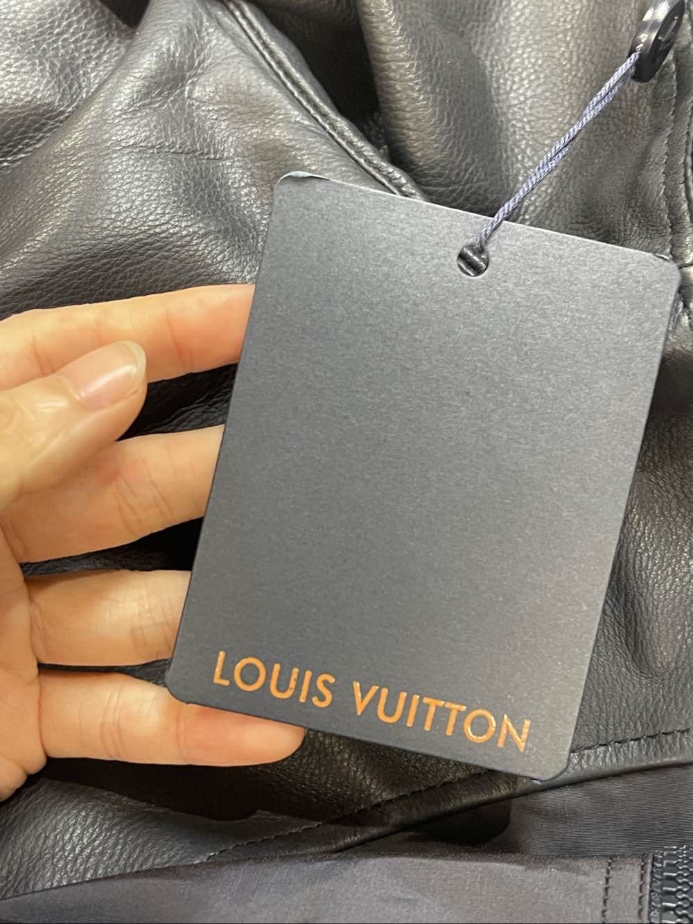 Louis Vuitton Louis Vuitton Logo Leather Hoodie Jacket Size 58 Size US XXL / EU 58 / 5 - 5 Thumbnail