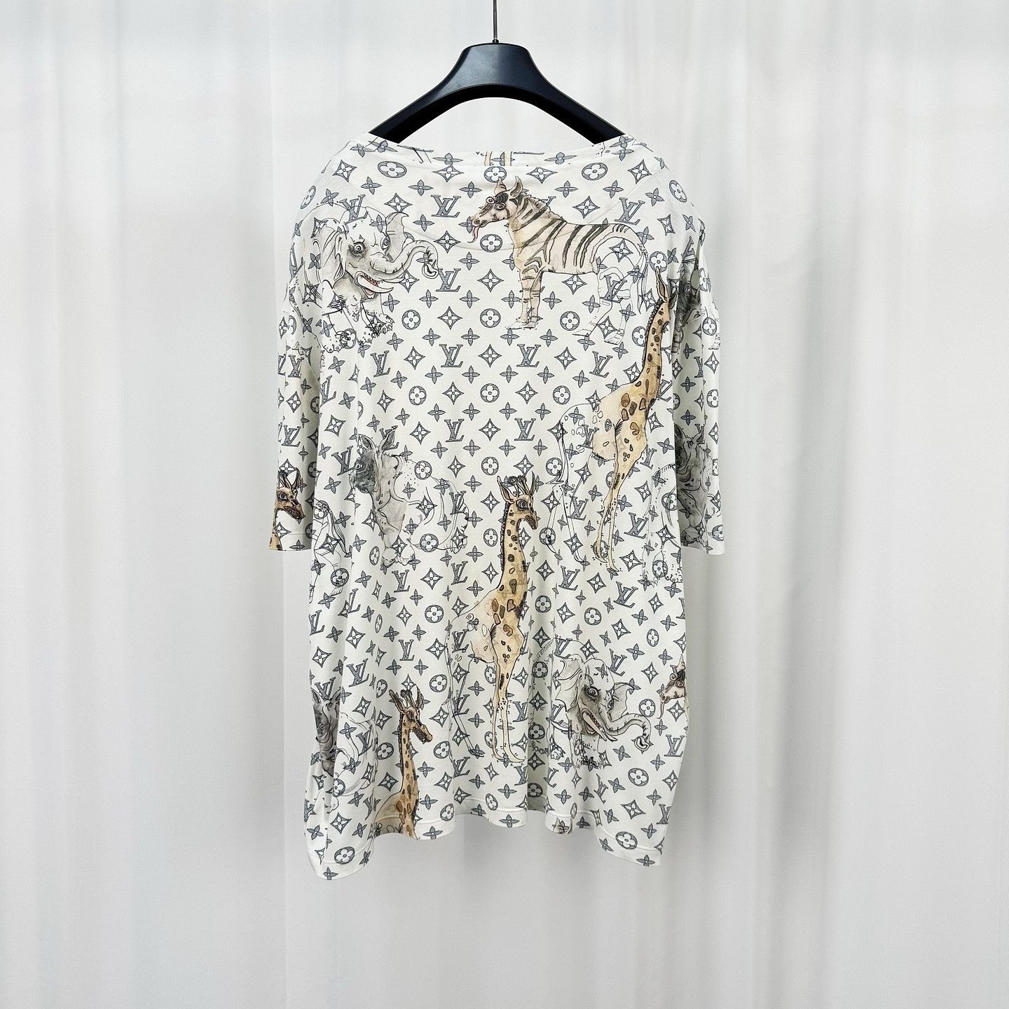 Louis Vuitton Louis Vuitton Animal Monogram Short Sleeve T-Shirt US L Size US L / EU 52-54 / 3 - 2 Thumbnail