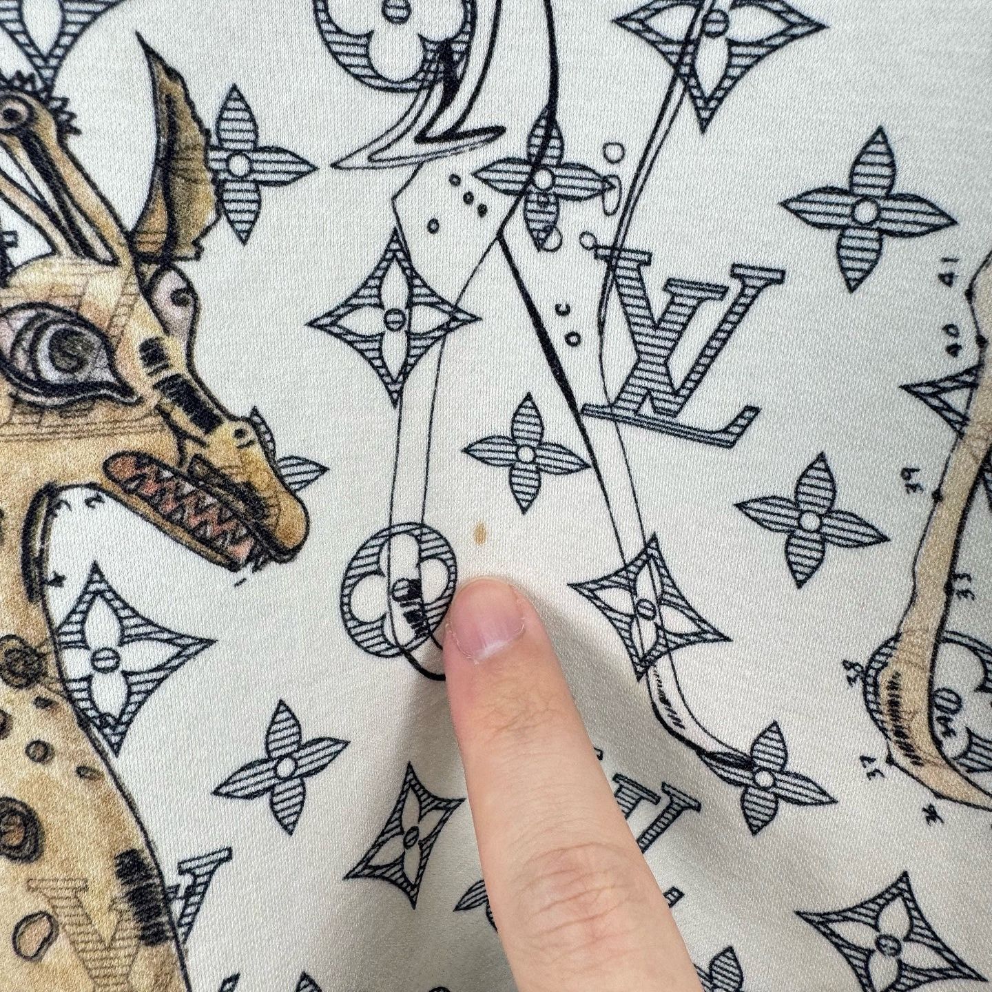 Louis Vuitton Louis Vuitton Animal Monogram Short Sleeve T-Shirt US L Size US L / EU 52-54 / 3 - 9 Thumbnail