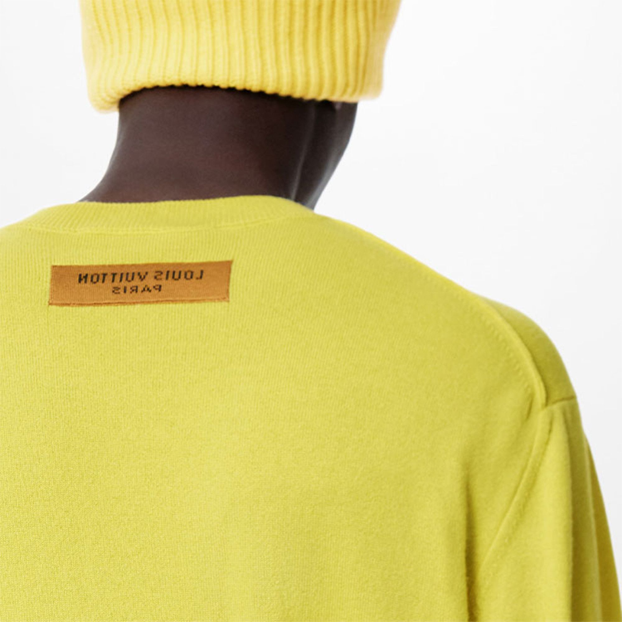 Louis Vuitton Louis Vuitton Embossed Logo Sweater Yellow Size M Size US M / EU 48-50 / 2 - 8 Thumbnail