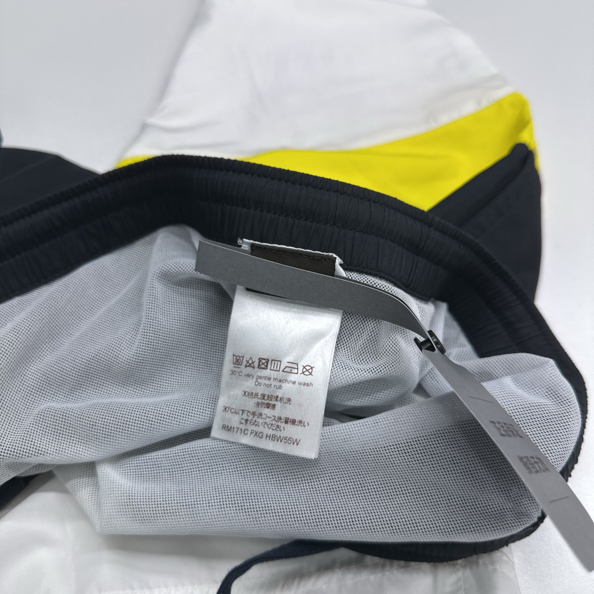 Louis Vuitton Louis Vuitton America's Cup Colorblock Shorts Size XXL Size US 38 / EU 54 - 4 Thumbnail