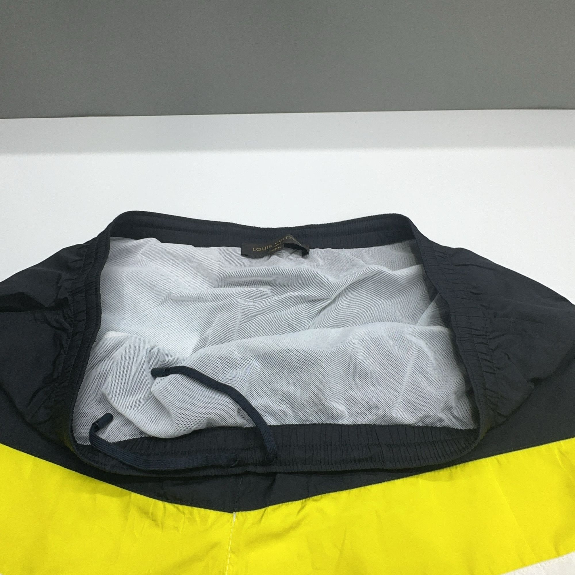 Louis Vuitton Louis Vuitton America's Cup Colorblock Shorts Size XXL Size US 38 / EU 54 - 5 Thumbnail