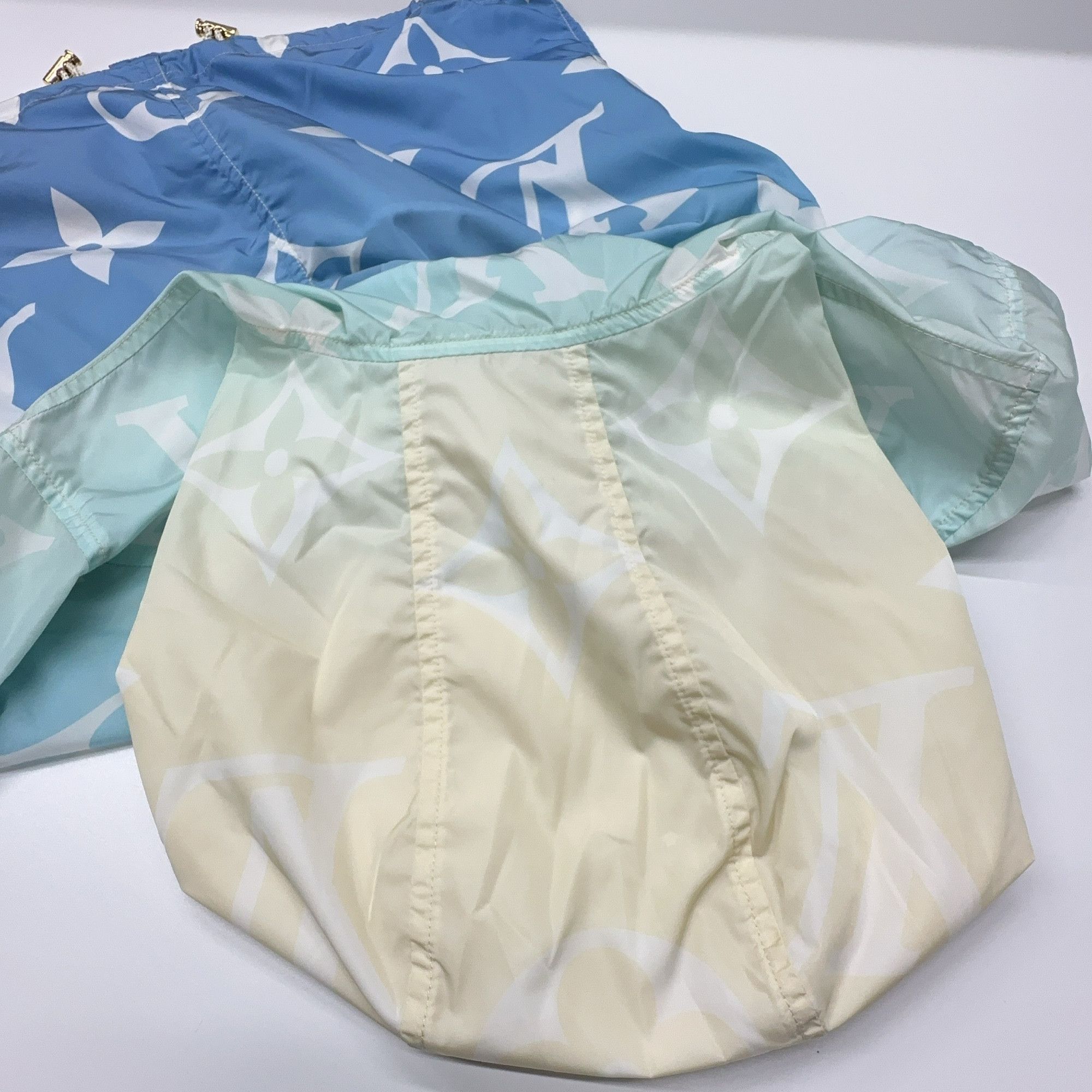 Louis Vuitton Louis Vuitton Monogram Gradient Hooded Jacket Size 36 Size XS / US 0-2 / IT 36-38 - 14 Thumbnail