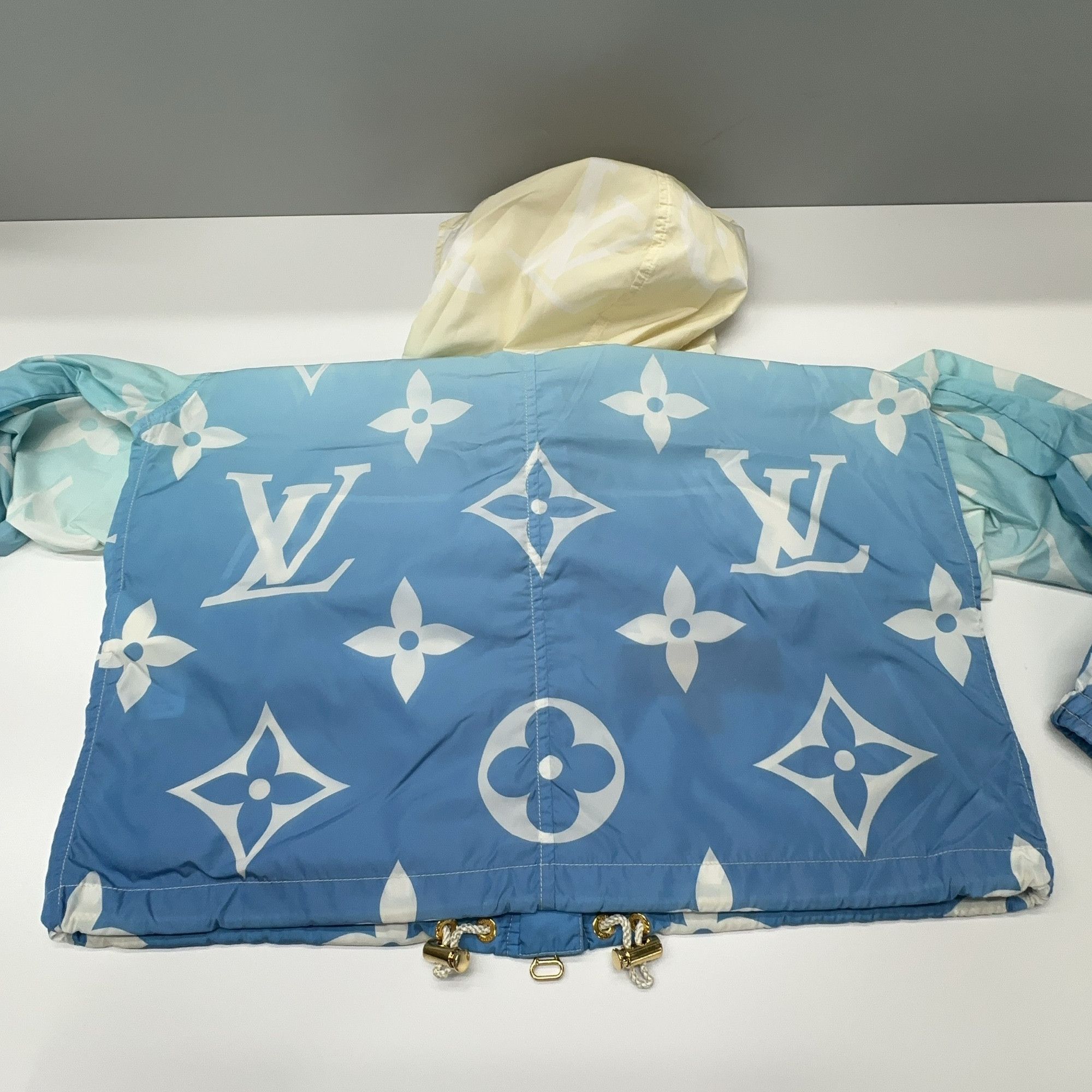 Louis Vuitton Louis Vuitton Monogram Gradient Hooded Jacket Size 36 Size XS / US 0-2 / IT 36-38 - 13 Thumbnail