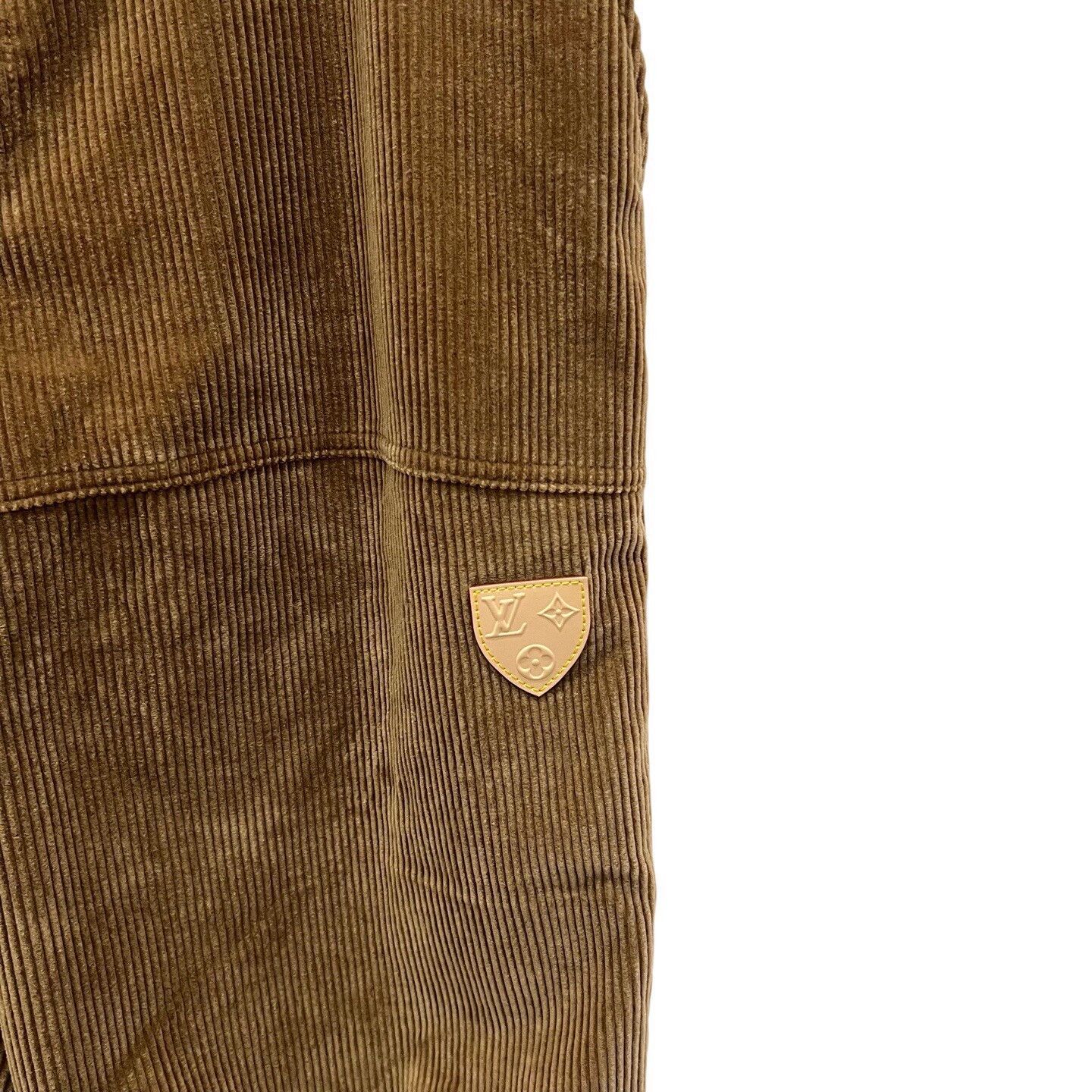 Louis Vuitton Louis Vuitton Corduroy Embossed Badge Pants Size US 34 / EU 50 - 3 Thumbnail
