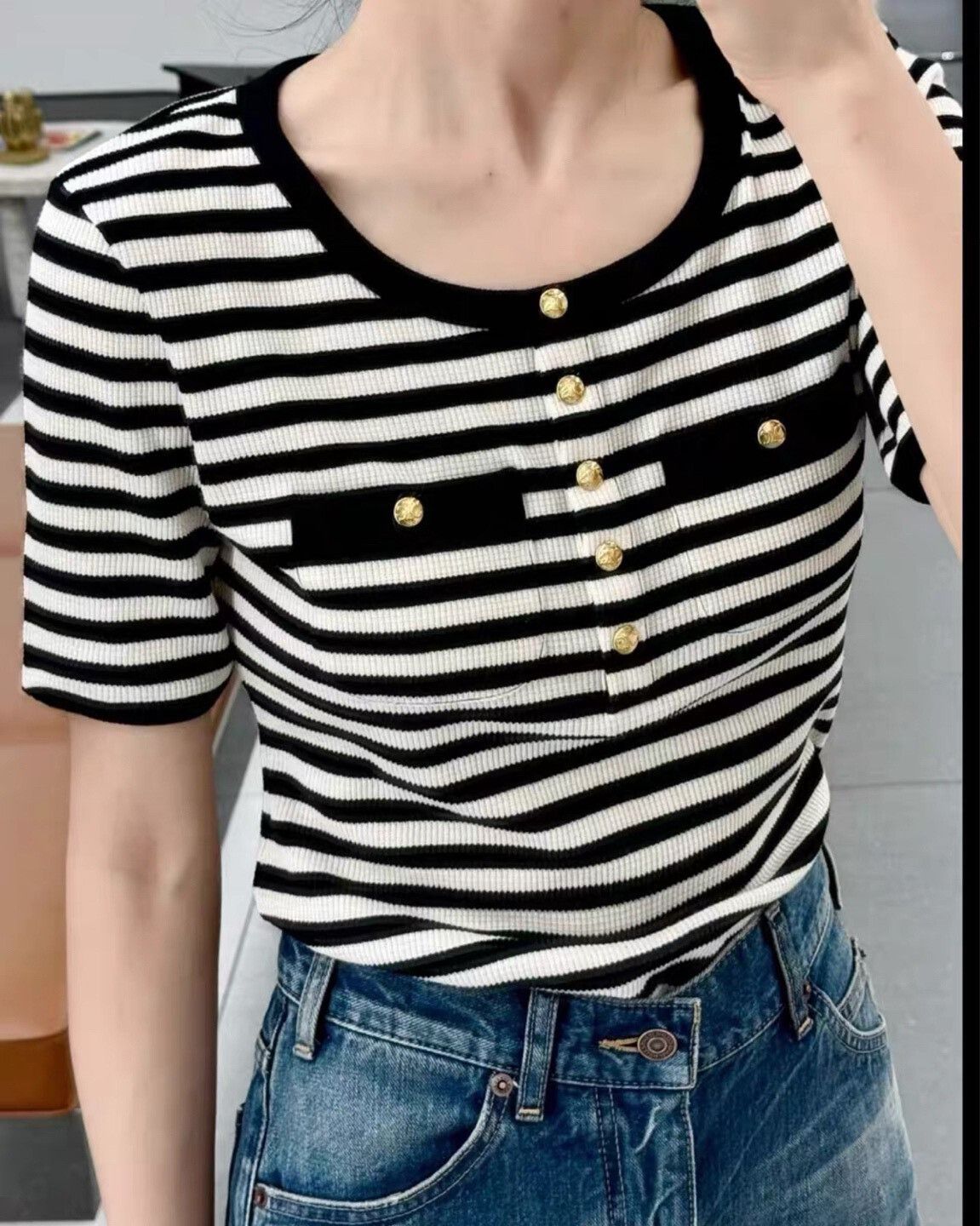 Celine Celine 23SS Triomphe Gold Buckle Striped Tee XS Size XS / US 0-2 / IT 36-38 - 8 Thumbnail