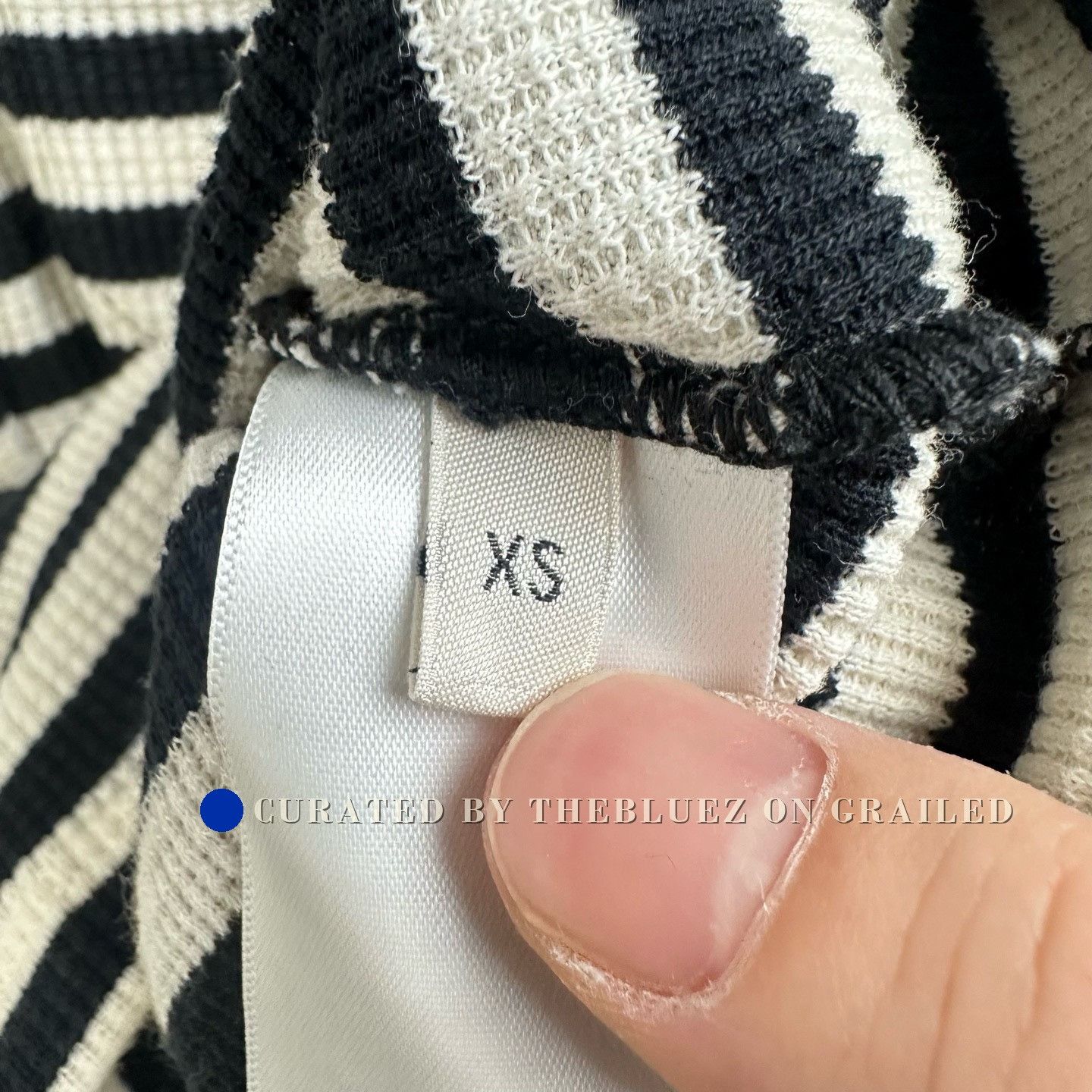 Celine Celine 23SS Triomphe Gold Buckle Striped Tee XS Size XS / US 0-2 / IT 36-38 - 6 Thumbnail
