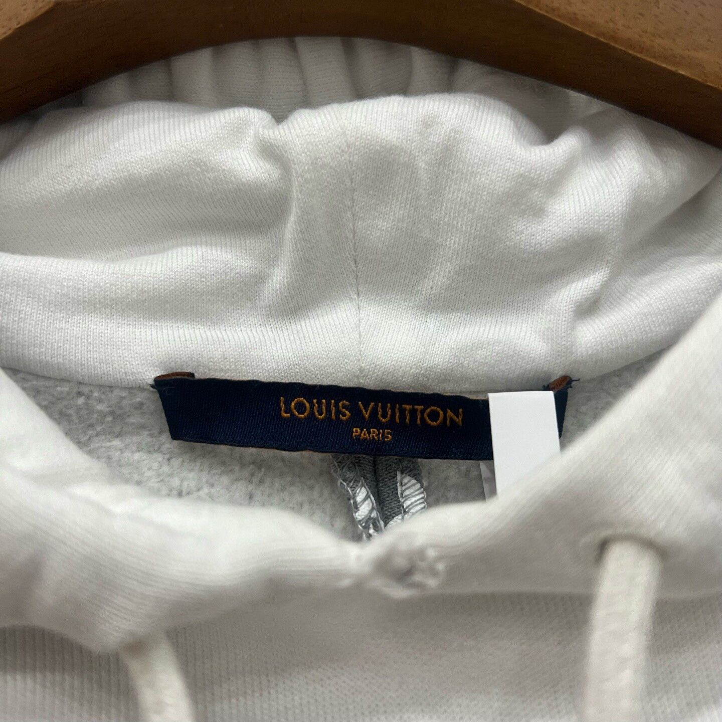 Louis Vuitton Louis Vuitton Monogram Hoodie Size US S / EU 44-46 / 1 - 5 Thumbnail