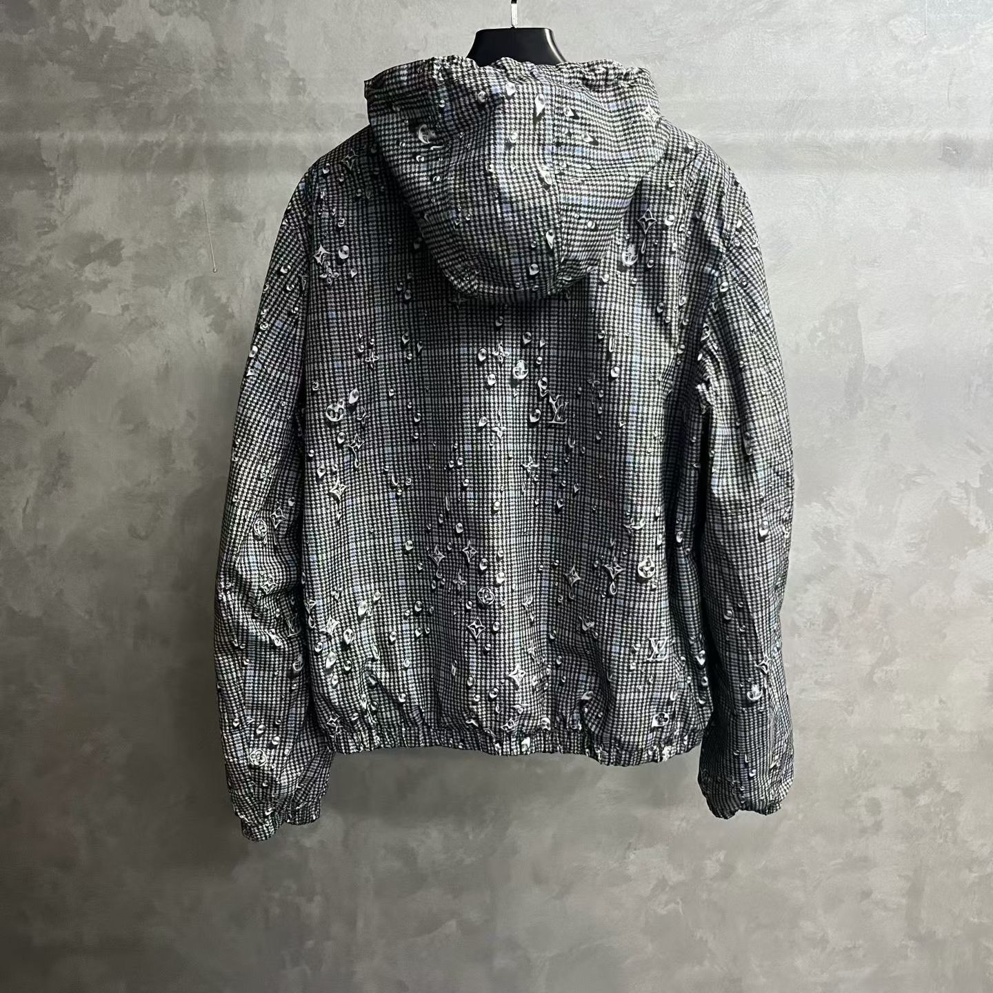 Louis Vuitton Louis Vuitton Double-Sided Raindrop Print Jacket Size US L / EU 52-54 / 3 - 4 Thumbnail