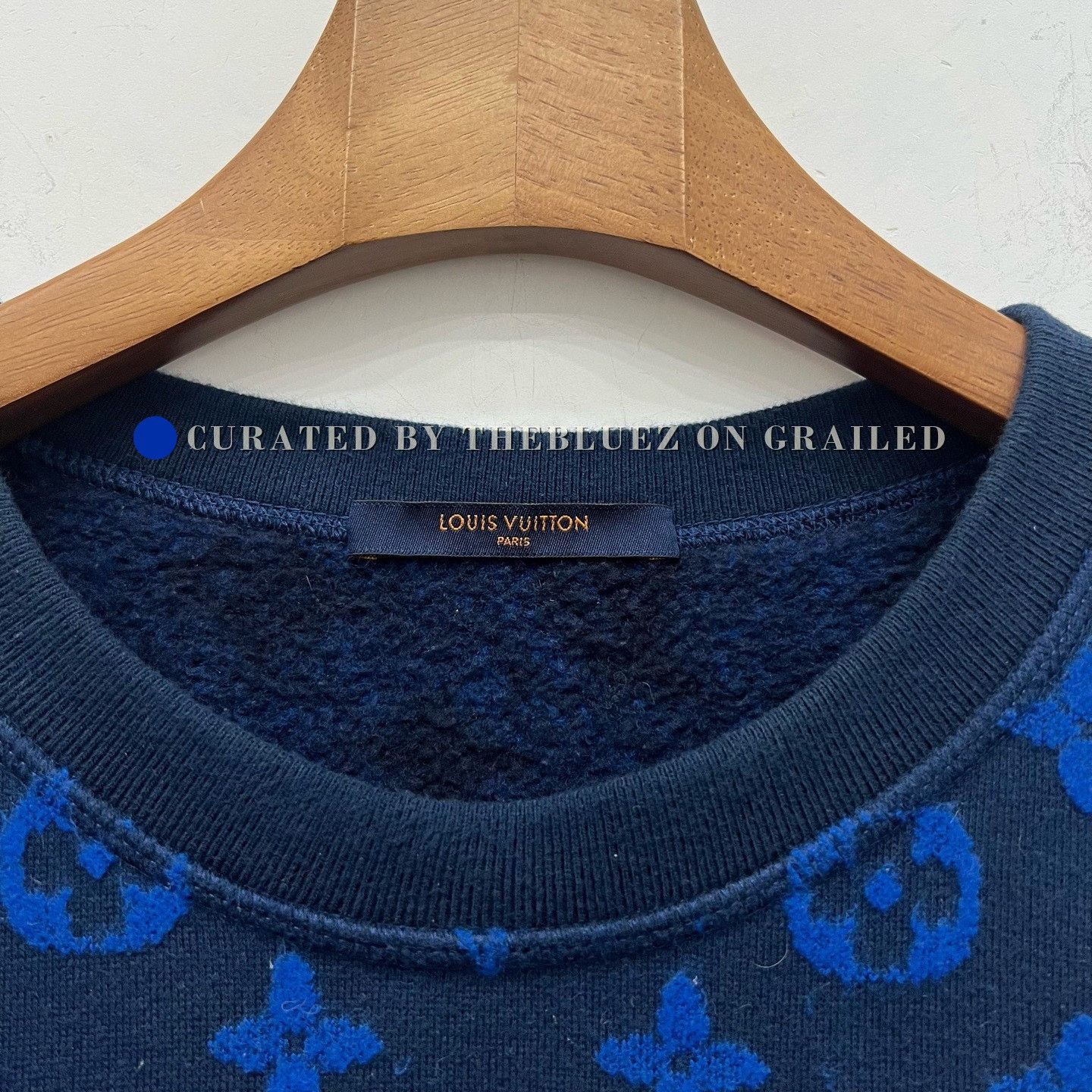 Louis Vuitton Louis Vuitton LV All-Over Flocked Sweatshirt Size US XL / EU 56 / 4 - 4 Thumbnail
