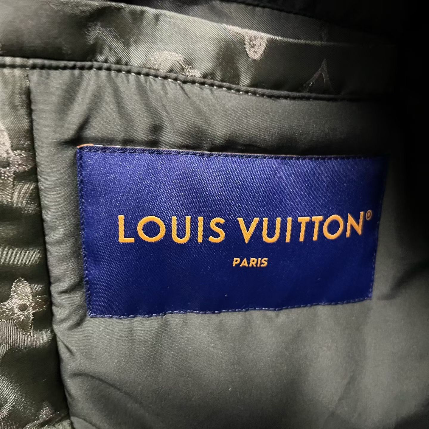 Louis Vuitton Louis Vuitton 2026 Striped Trim Pilot Jacket Size US L / EU 52-54 / 3 - 3 Thumbnail