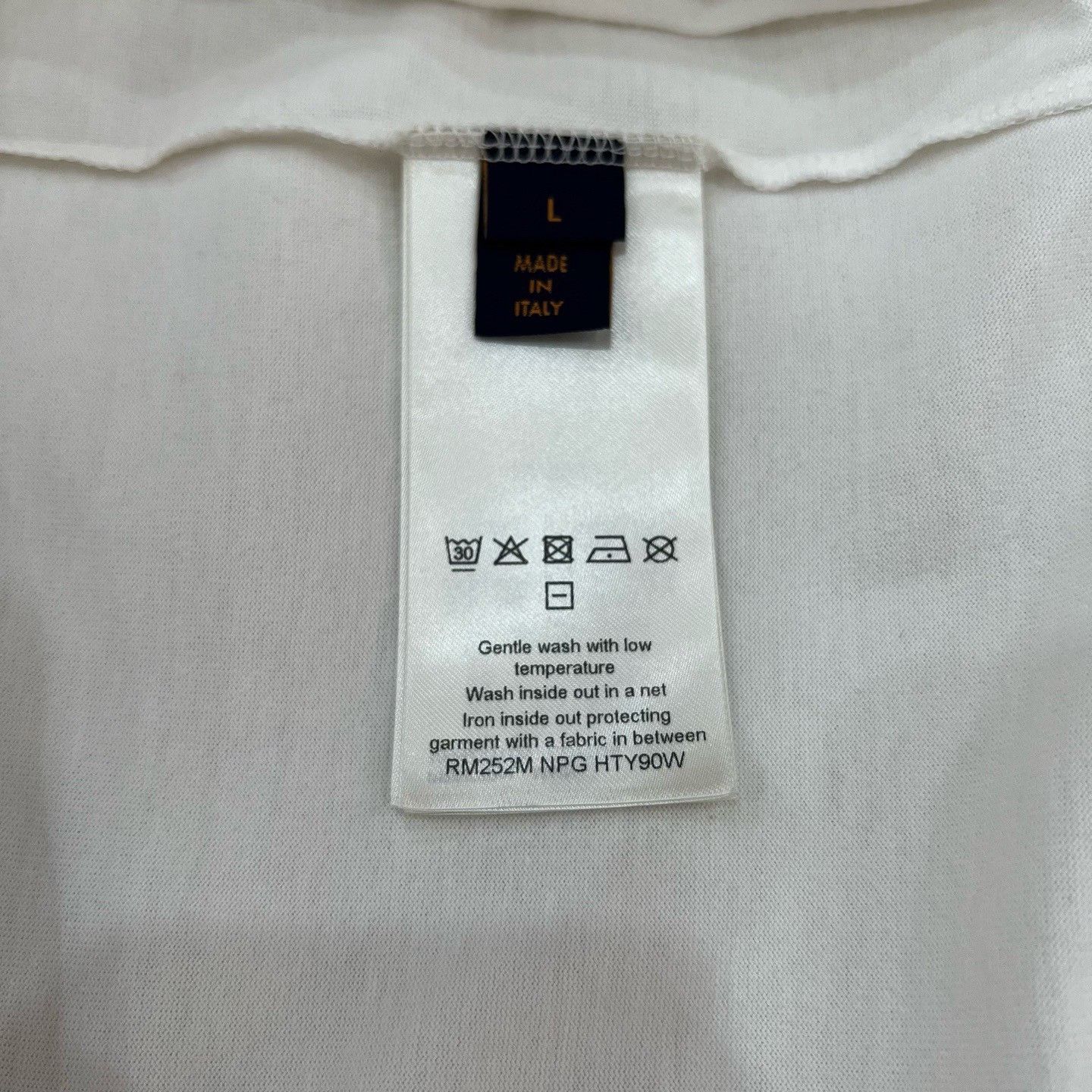 Louis Vuitton Louis Vuitton x CPFM 25FW Chest Smiley Logo Short-Sleeve Size US L / EU 52-54 / 3 - 5 Thumbnail