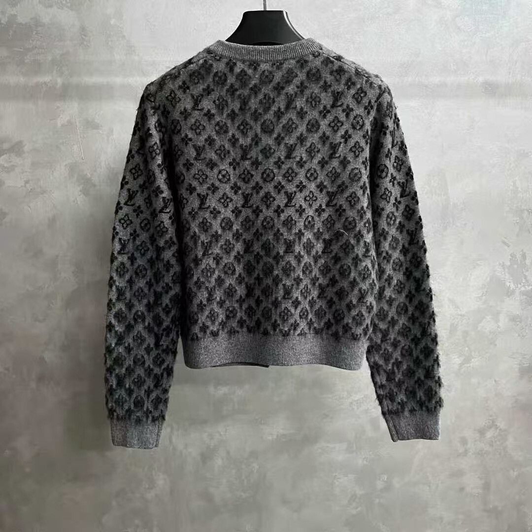 Louis Vuitton Louis Vuitton 2025 Round Neck Fleece Cardigan Size XS / US 0-2 / IT 36-38 - 2 Thumbnail