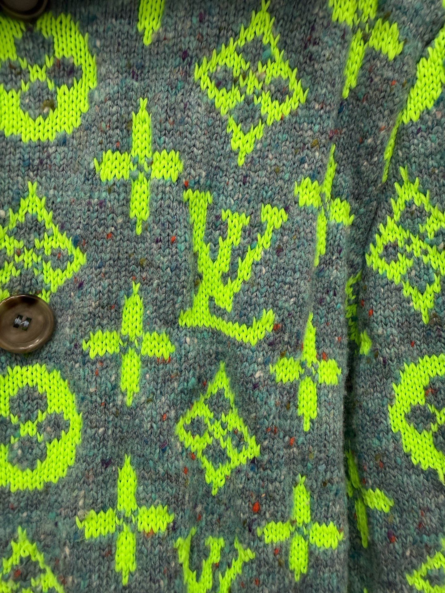 Louis Vuitton Louis Vuitton Limited Edition Cardigan XL Size US XL / EU 56 / 4 - 3 Thumbnail