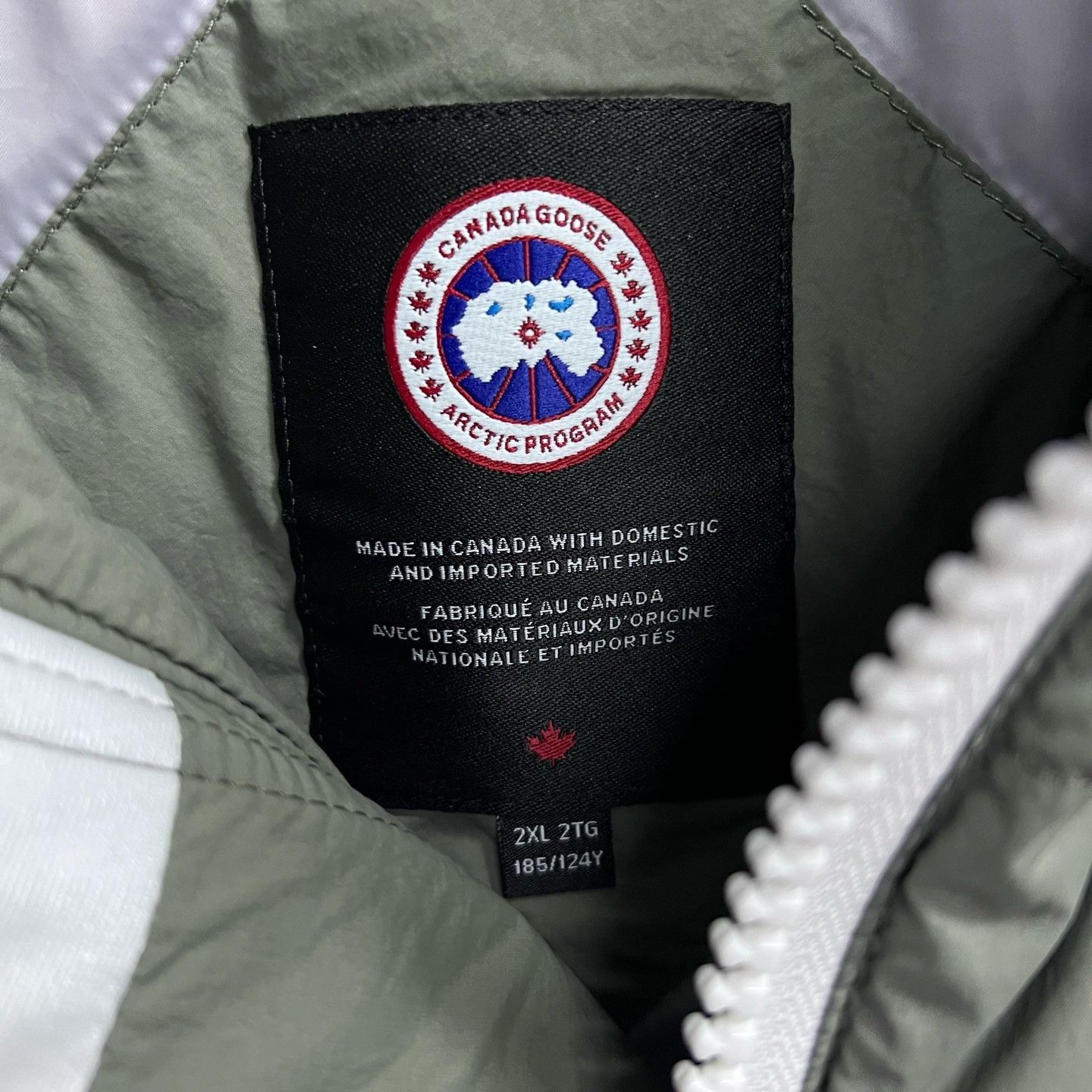 Canada Goose Canada Goose Green White Label Down Vest Size US XXL / EU 58 / 5 - 3 Thumbnail