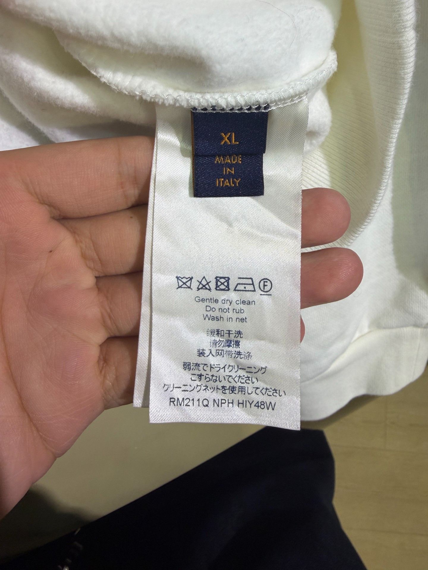 Louis Vuitton Louis Vuitton Logo White Hoodie XL Size US XL / EU 56 / 4 - 4 Thumbnail
