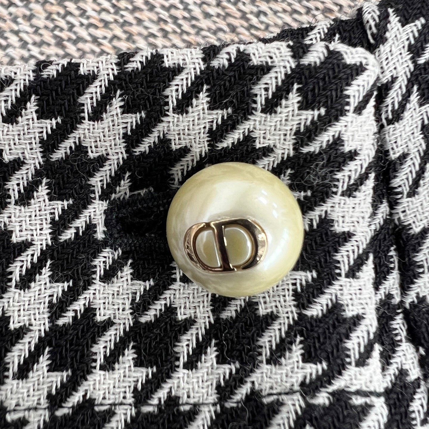 Dior Dior Houndstooth Pearl Button Wool Culottes Size 34" / US 12 / IT 48 - 3 Thumbnail