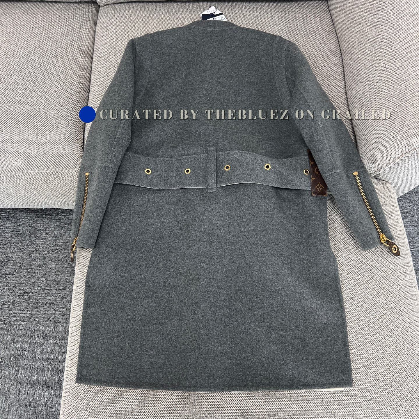Louis Vuitton Louis Vuitton Gray Cashmere Tie Coat Size S / US 4 / IT 40 - 2 Thumbnail