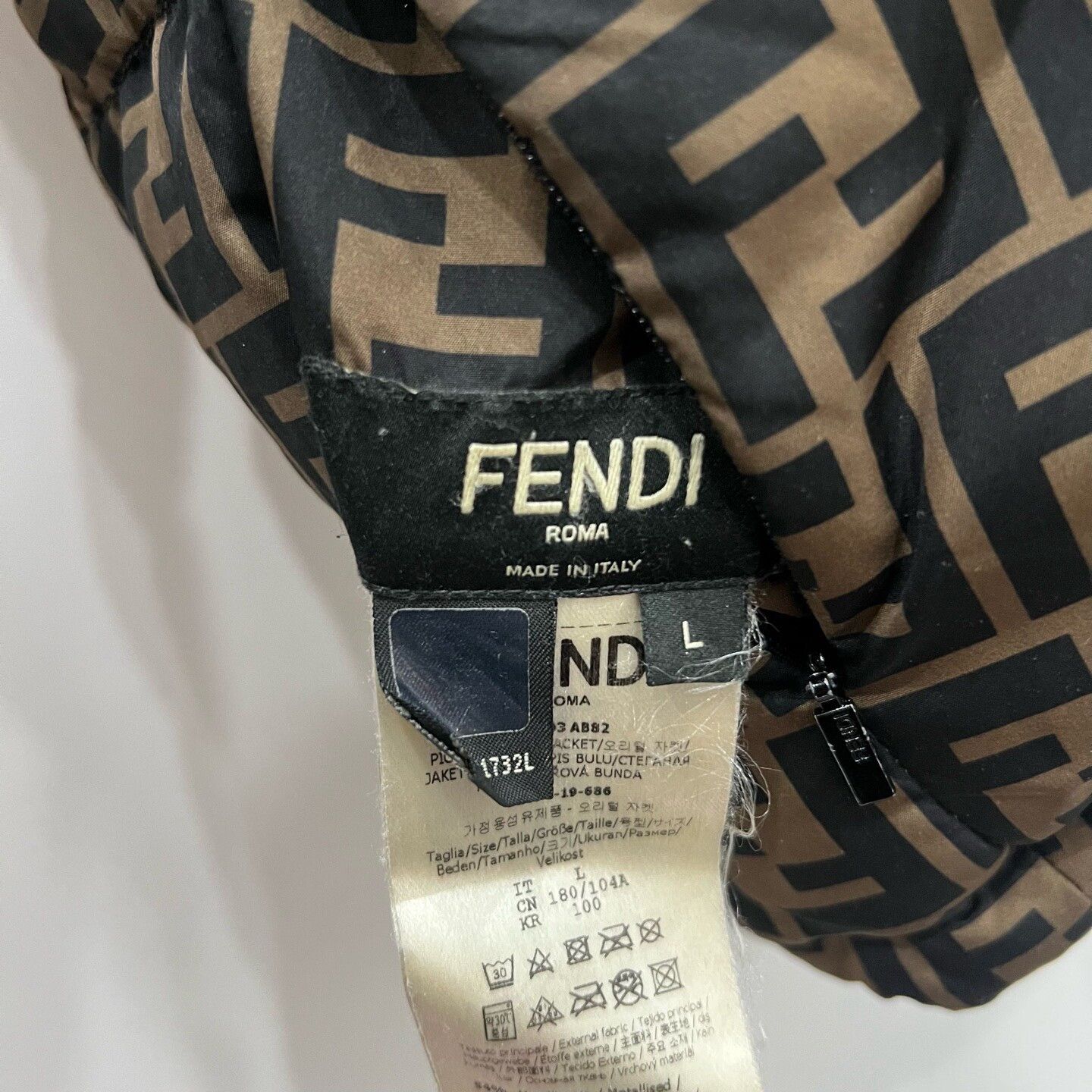 Fendi Fendi Reversible Monogram Down Jacket Size US L / EU 52-54 / 3 - 8 Thumbnail
