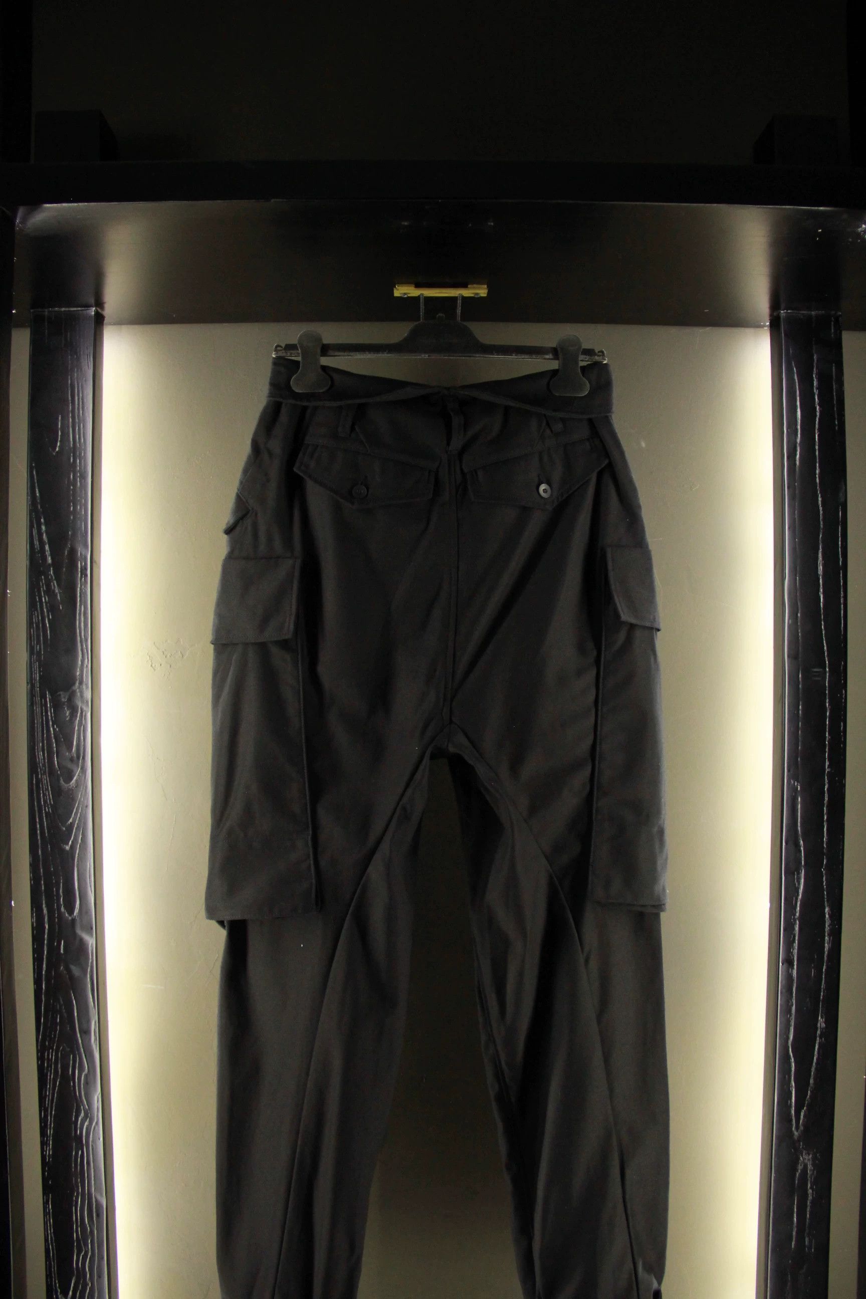 Julius Julius Black Casual Pants Men 30 Size US 30 / EU 46 - 2 Thumbnail