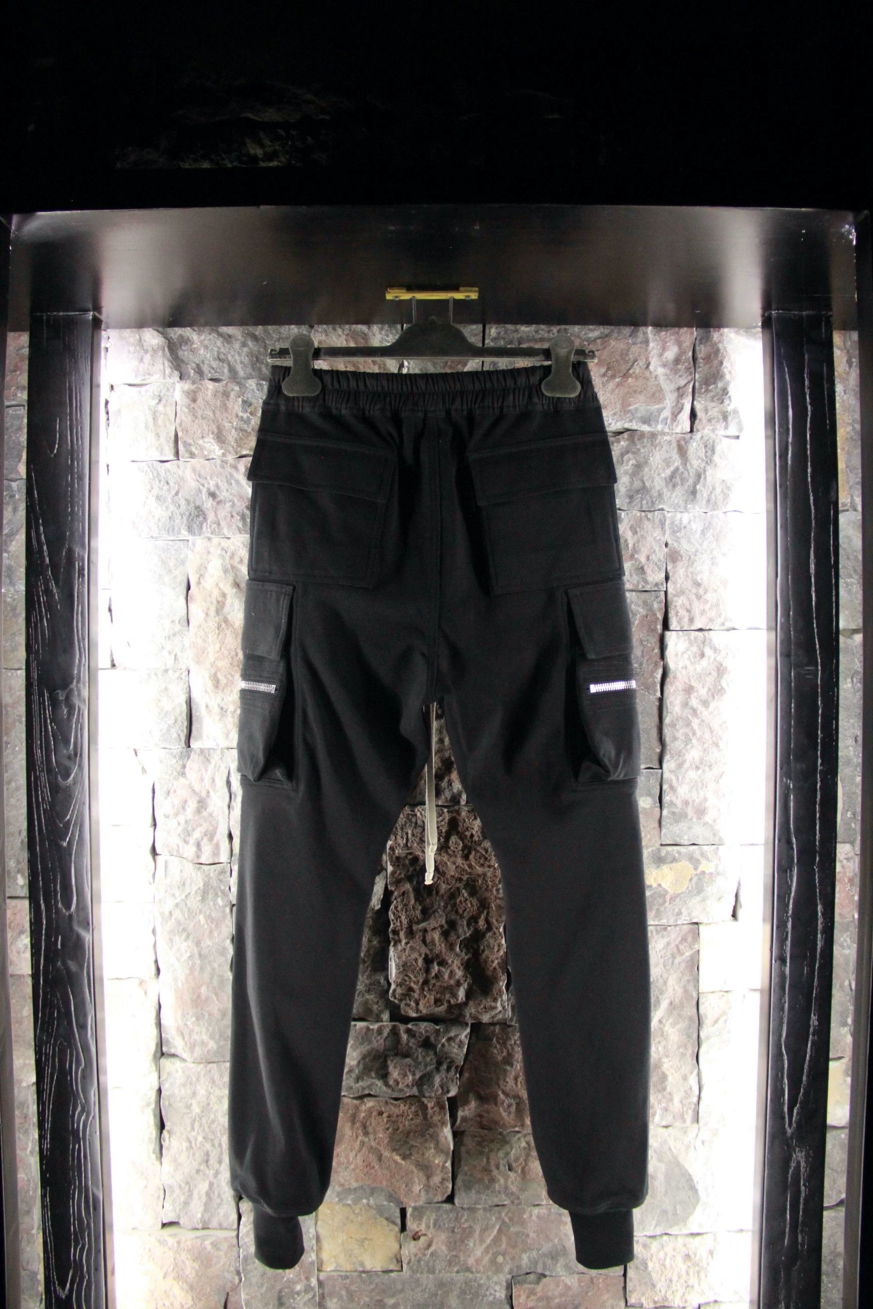 Rick Owens Rick Owens Black Casual Pants Men 32 Size US 32 / EU 48 - 2 Thumbnail