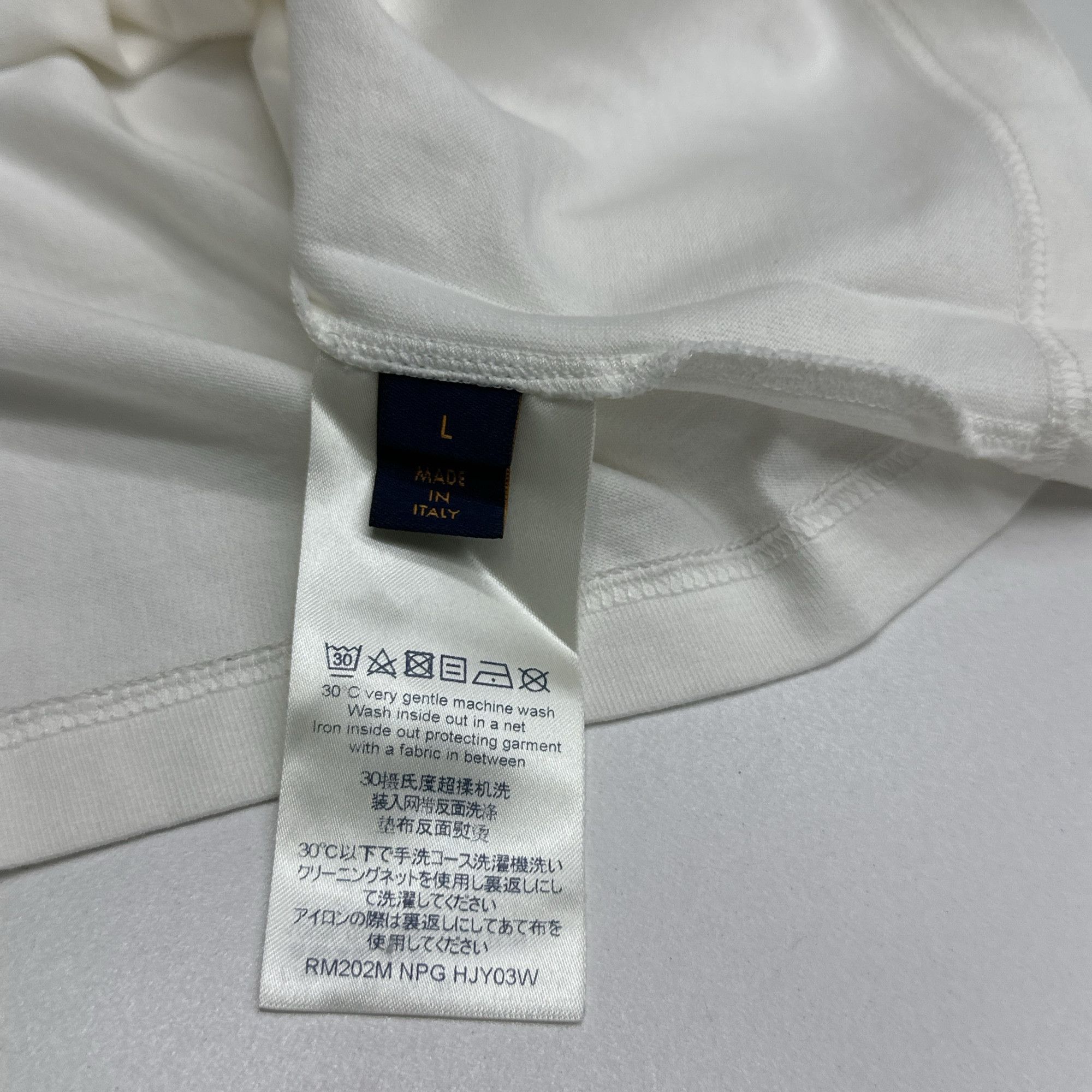 Louis Vuitton Louis Vuitton Connect-the-Dots T-Shirt L Size US L / EU 52-54 / 3 - 3 Thumbnail