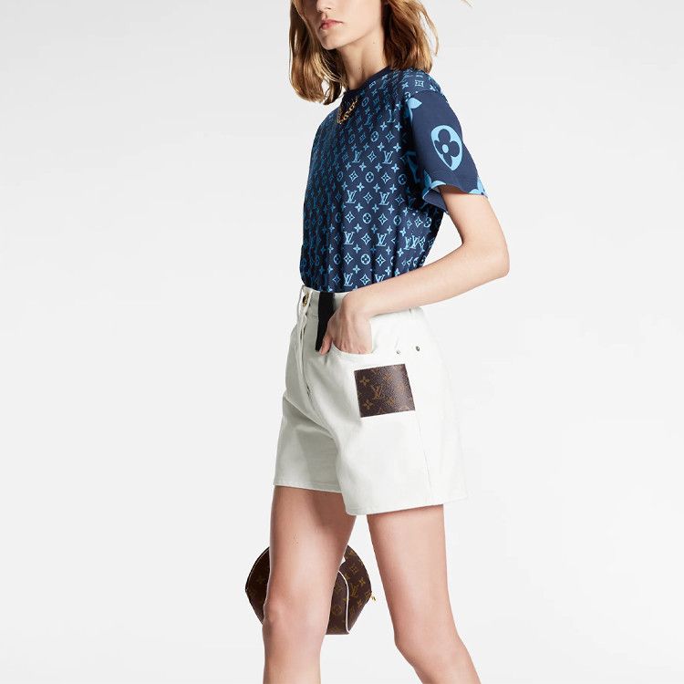 Louis Vuitton Louis Vuitton Monogram Patch White Shorts Size 34 Size 25" / US 0 / IT 36 - 9 Thumbnail