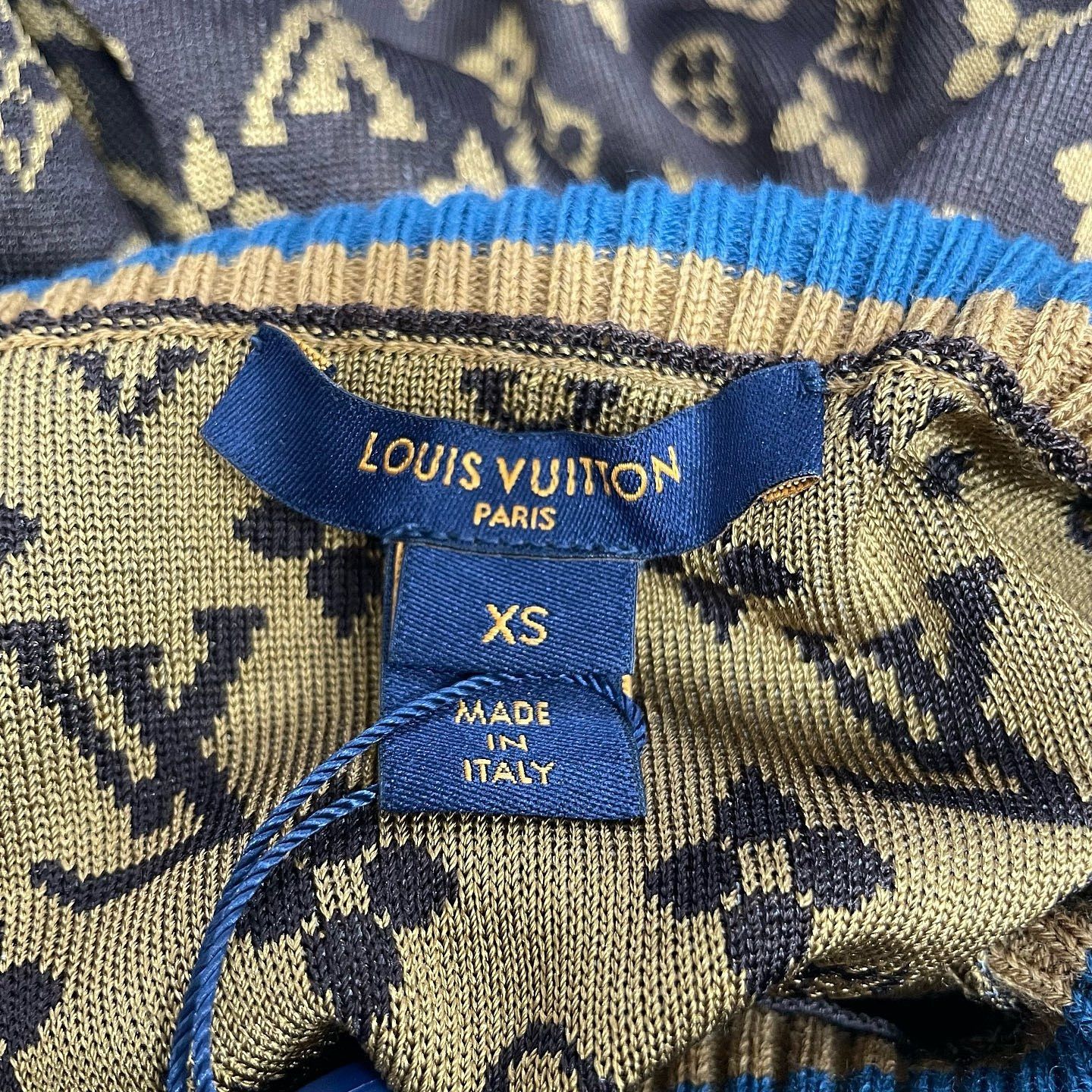 Louis Vuitton Louis Vuitton Monogram Turtleneck Sweater Size XS Size XS / US 0-2 / IT 36-38 - 3 Thumbnail