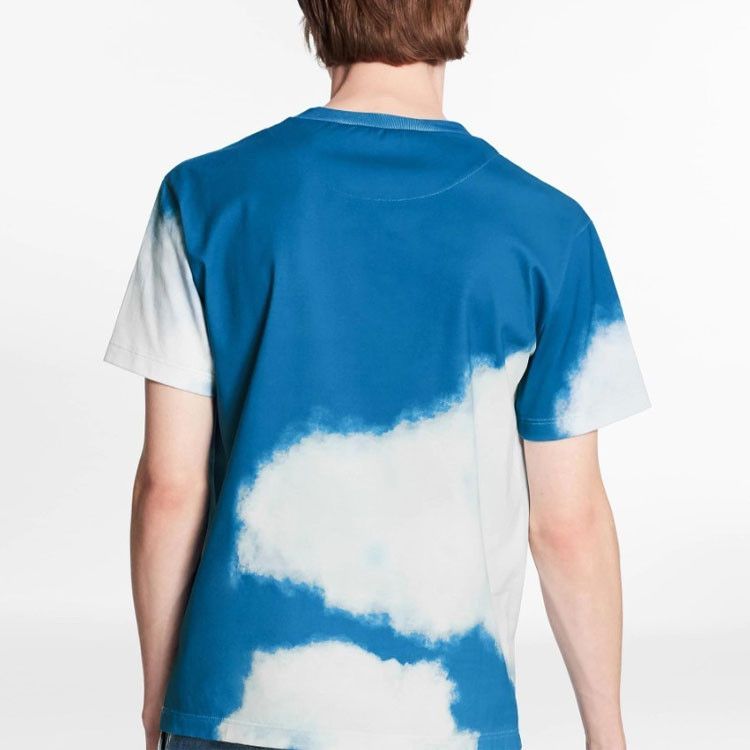 Louis Vuitton Louis Vuitton Cloud Print T-Shirt Size XL Size US XL / EU 56 / 4 - 8 Thumbnail