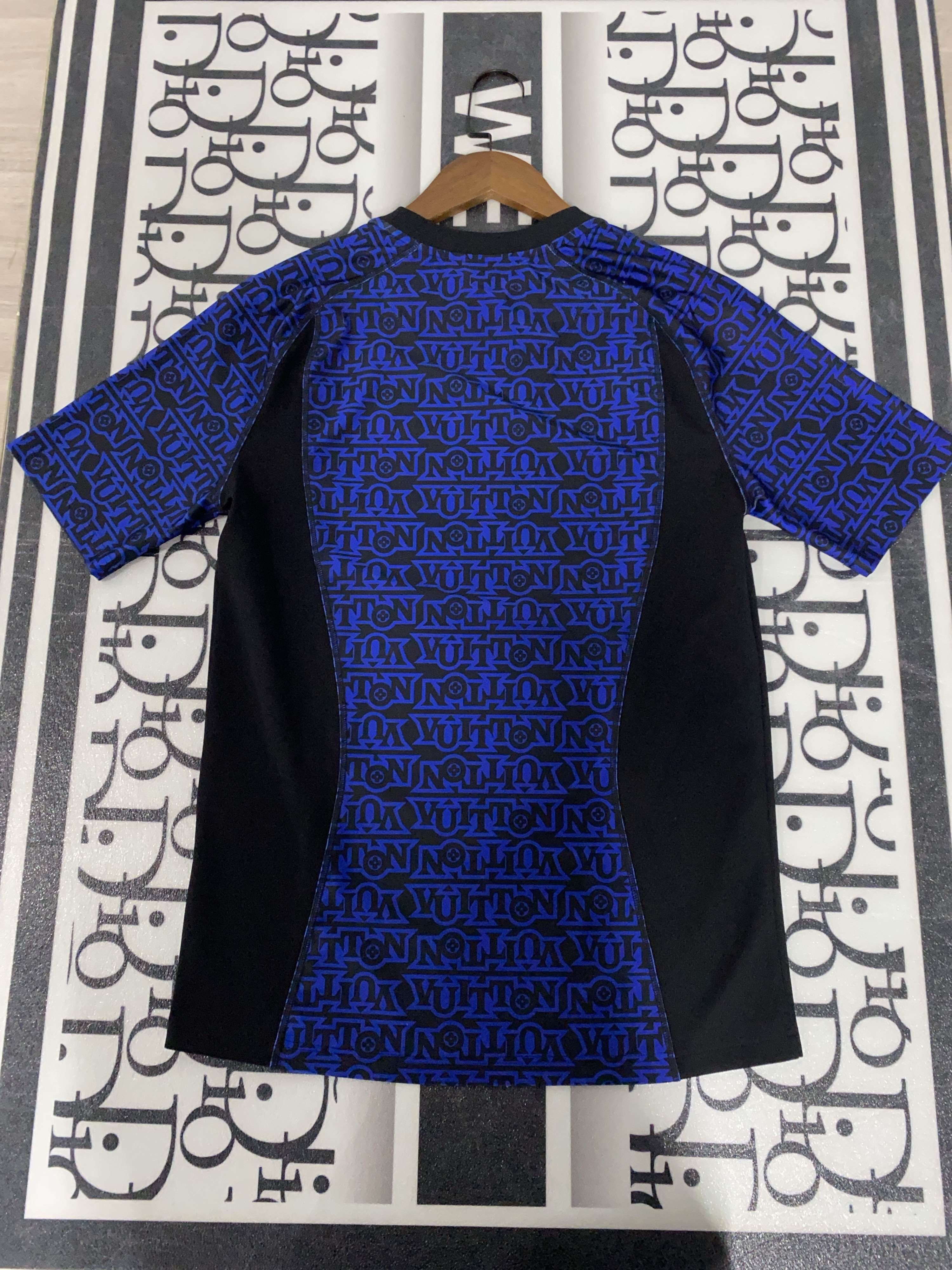 Louis Vuitton Louis Vuitton Monogram Short Sleeve T-Shirt Size XS Size US XS / EU 42 / 0 - 2 Thumbnail
