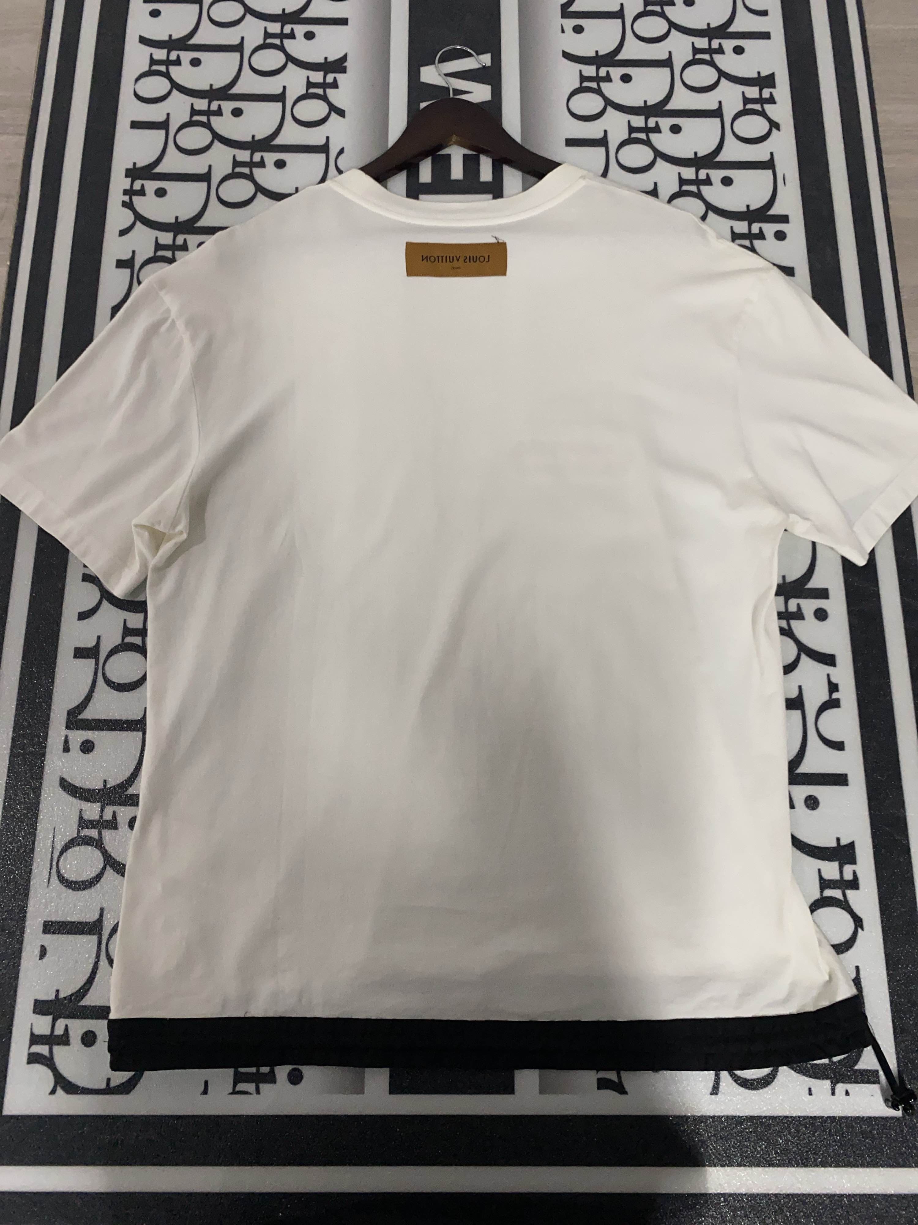 Louis Vuitton Louis Vuitton Graphic Patch T-Shirt Size L Size US L / EU 52-54 / 3 - 2 Thumbnail
