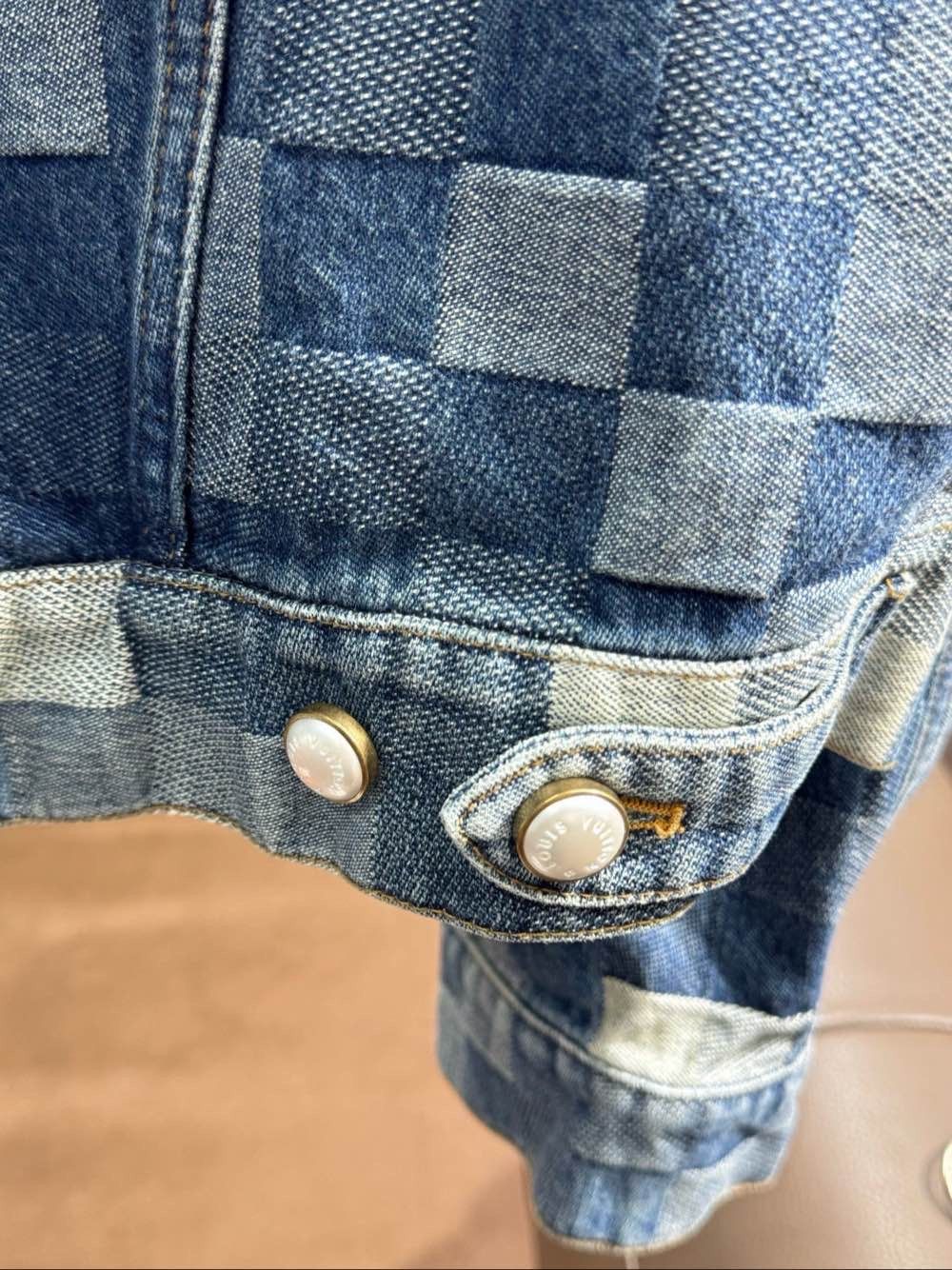 Louis Vuitton Louis Vuitton Pixelated Denim Jacket Size L Size US L / EU 52-54 / 3 - 7 Thumbnail