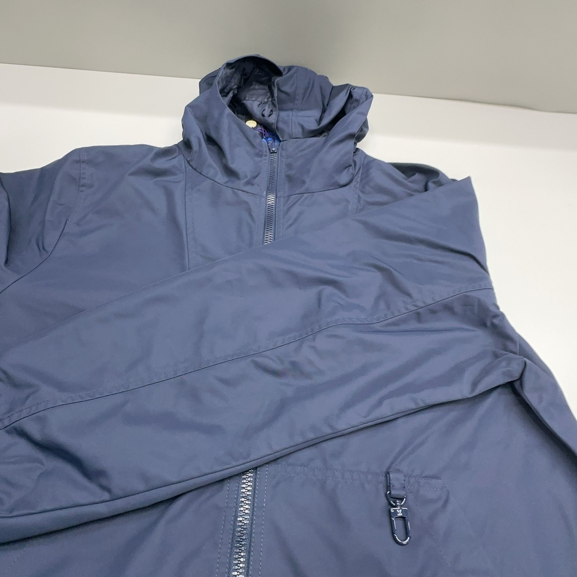 Louis Vuitton Louis Vuitton Monogram Hooded Windbreaker Size M Size US M / EU 48-50 / 2 - 18 Thumbnail