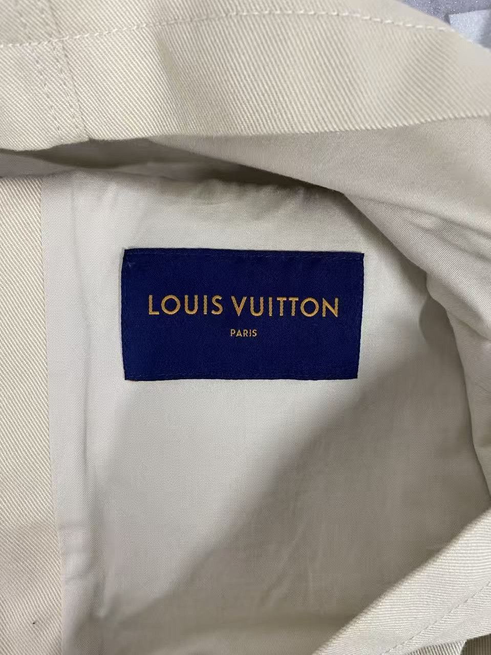 Louis Vuitton Louis Vuitton Monogram Shearling Collar Jacket Size L Size US L / EU 52-54 / 3 - 3 Thumbnail