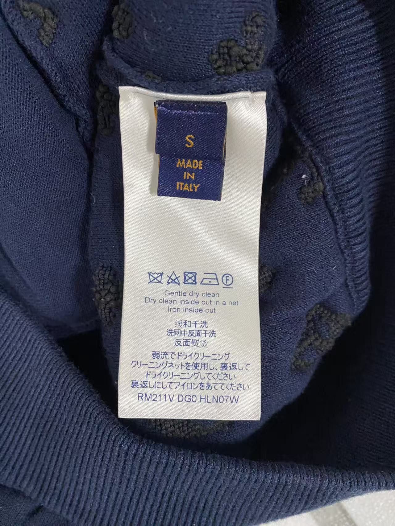 Louis Vuitton Louis Vuitton Monogram Bomber Jacket Size S Size US S / EU 44-46 / 1 - 4 Thumbnail