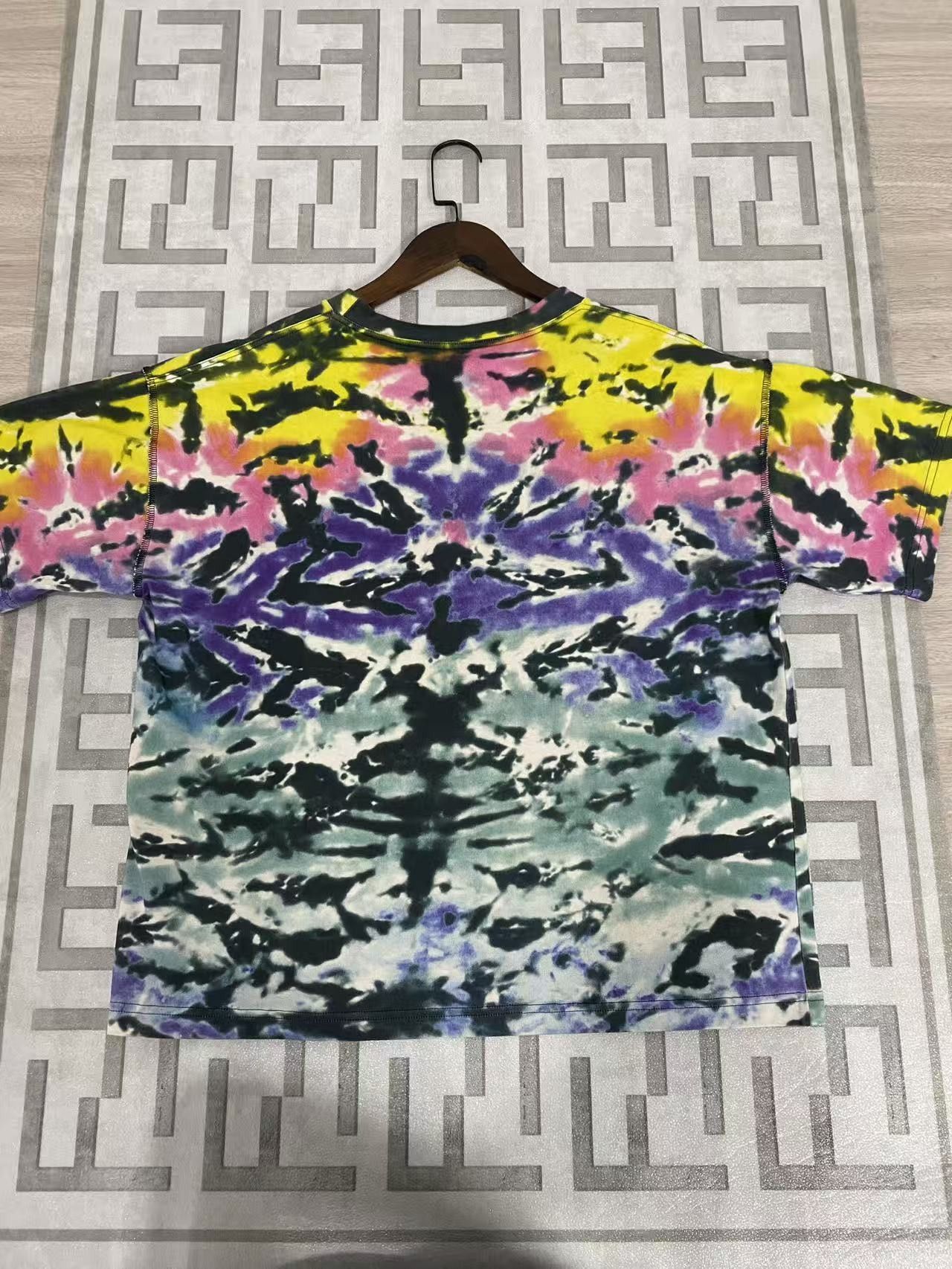 Louis Vuitton Louis Vuitton Tie-Dye Short Sleeve T-Shirt Size M Size US M / EU 48-50 / 2 - 2 Thumbnail
