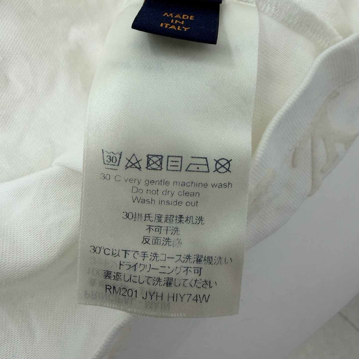Louis Vuitton Louis Vuitton Monogram Pouch T-Shirt Size M Size US M / EU 48-50 / 2 - 4 Thumbnail