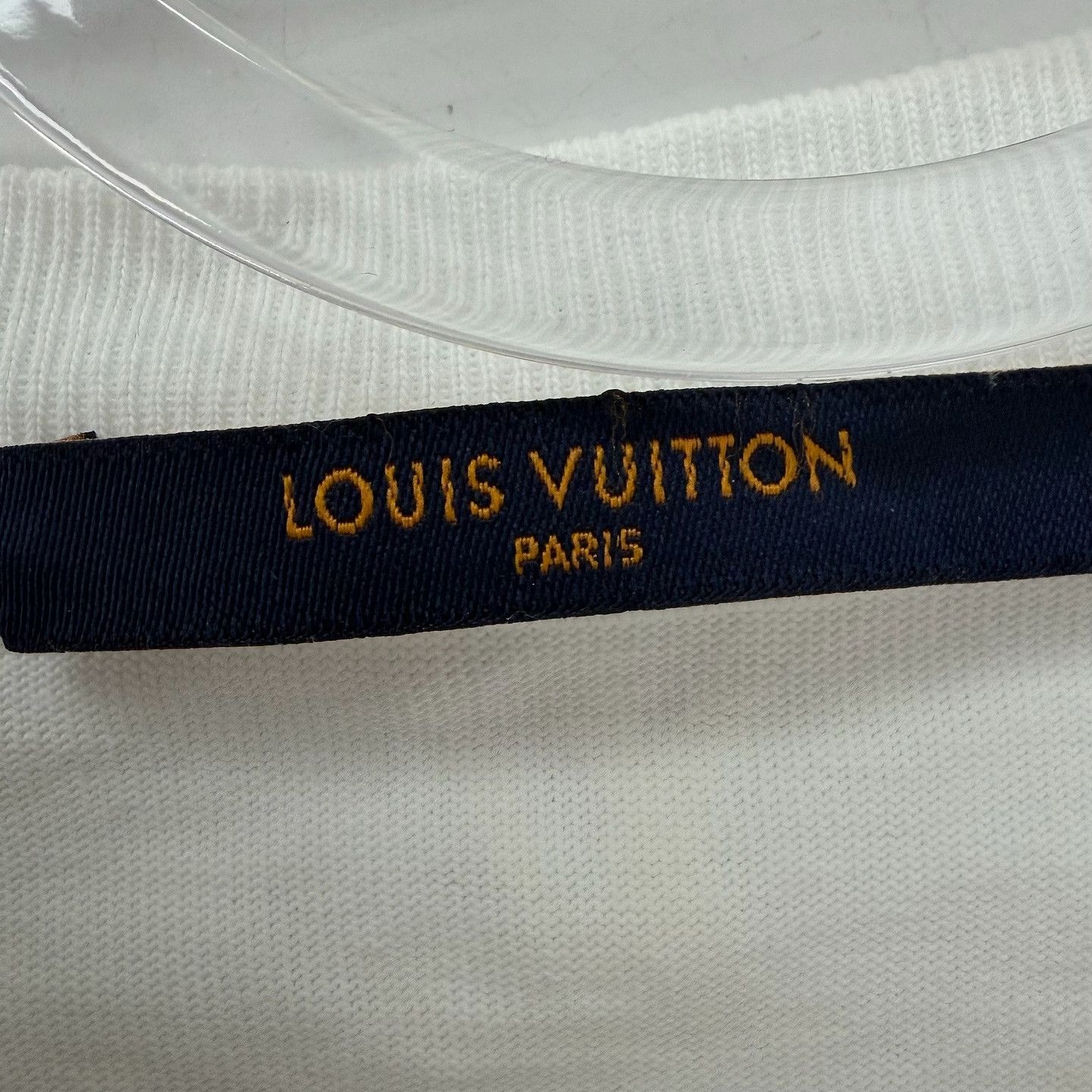 Louis Vuitton Louis Vuitton Monogram Pouch T-Shirt Size M Size US M / EU 48-50 / 2 - 3 Thumbnail