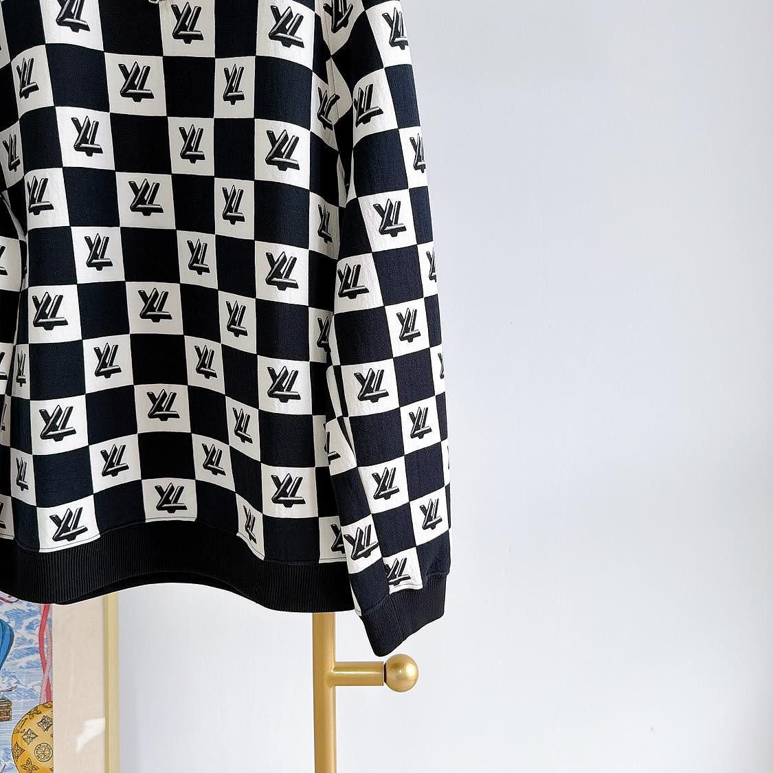 Louis Vuitton Louis Vuitton Damier Chain Crewneck Sweater Size L Size US L / EU 52-54 / 3 - 6 Thumbnail