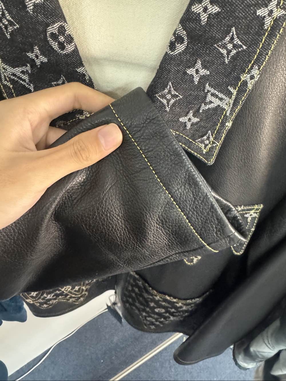 Louis Vuitton Louis Vuitton Monogram Leather Jacket Size 46 Size US S / EU 44-46 / 1 - 8 Thumbnail