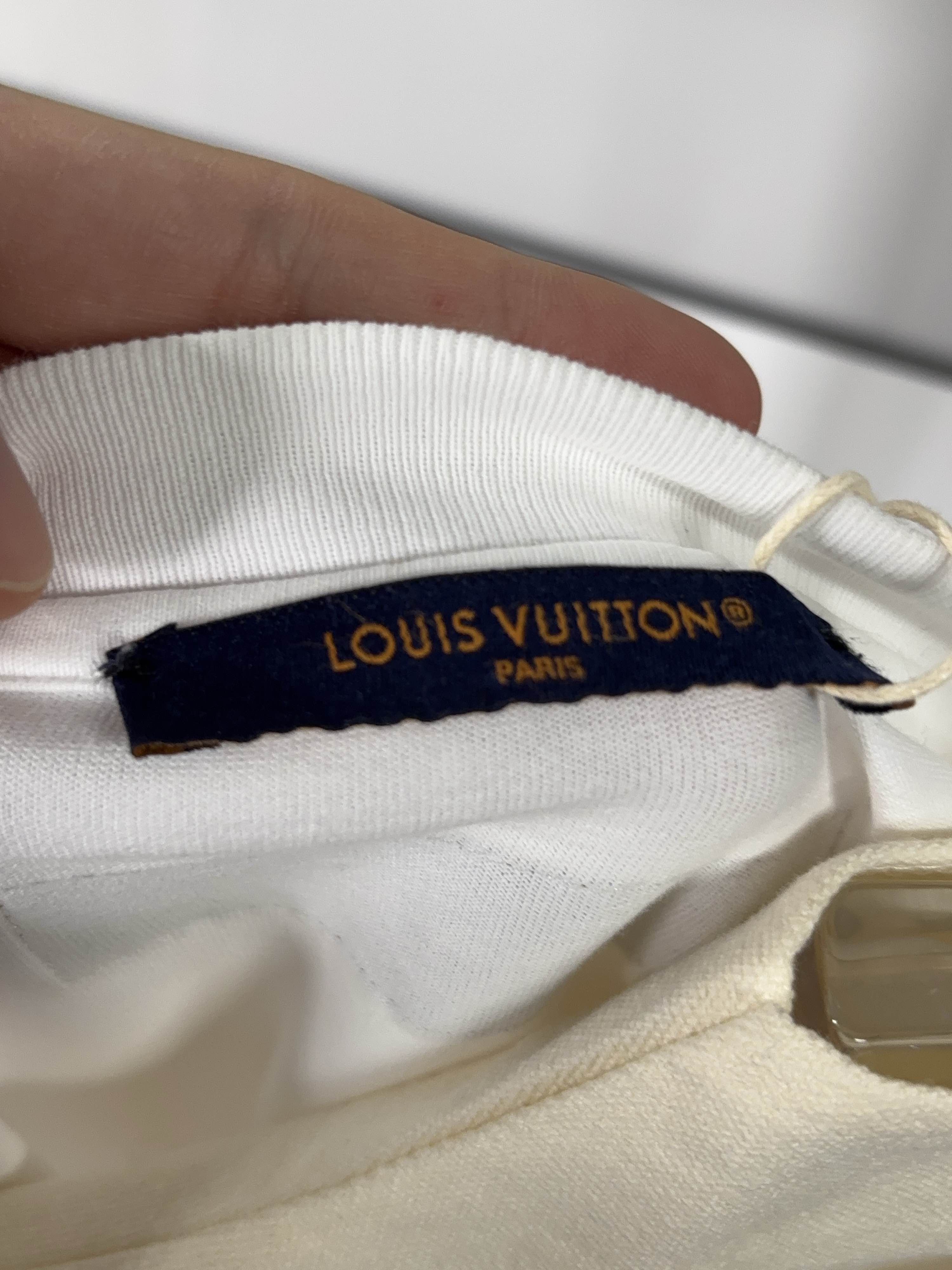 Louis Vuitton Louis Vuitton Bird Logo T-Shirt Size M Size US M / EU 48-50 / 2 - 3 Thumbnail